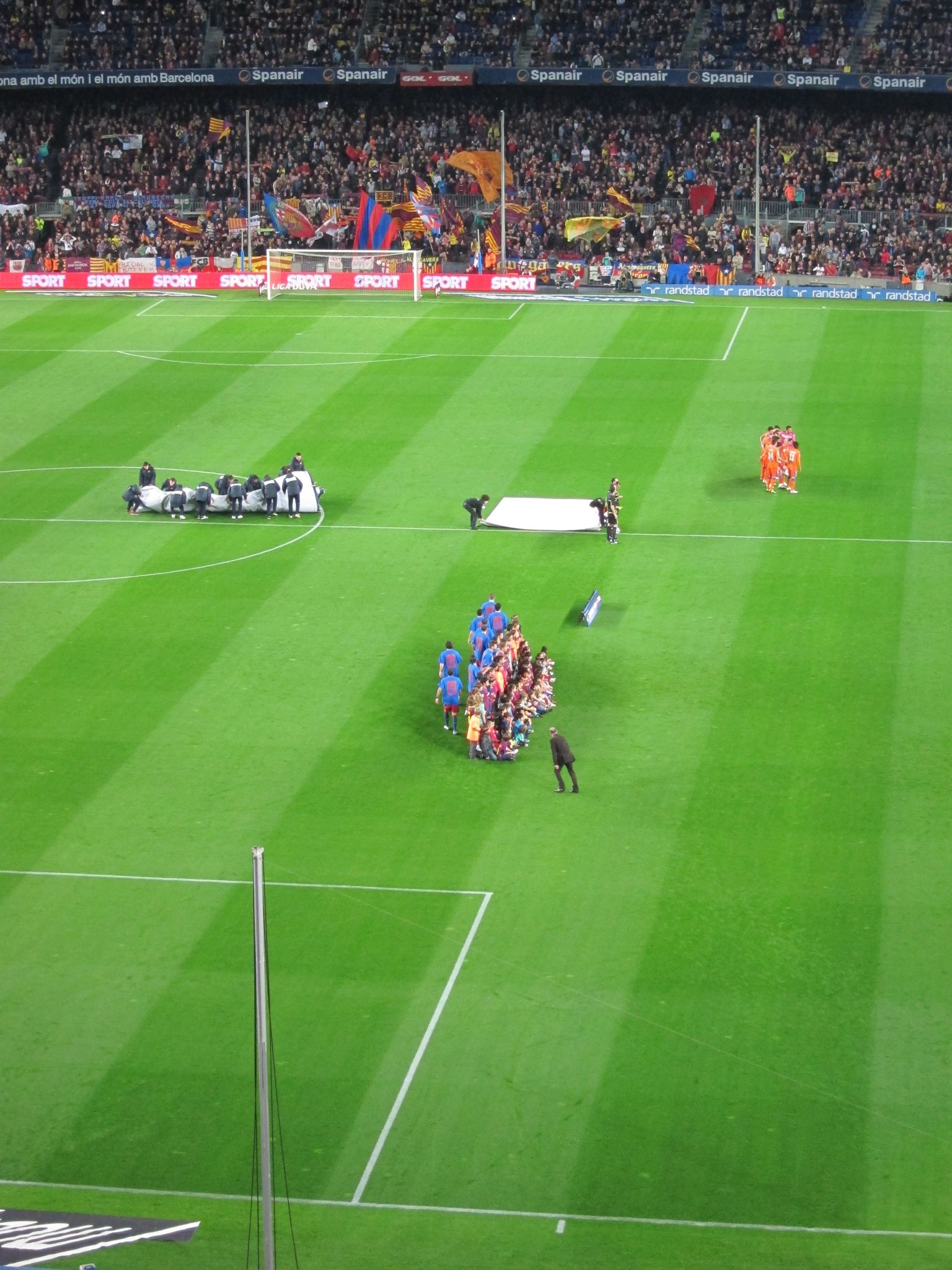 Photo 60 of 102 from the album Highlights Barcelona 2011.