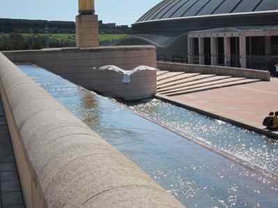 Thumbnail 16 of 102.