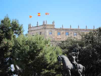 Thumbnail 87 of 102.