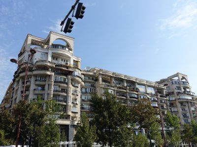 Thumbnail 34 of 133.