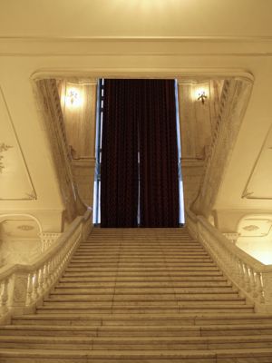 Thumbnail 44 of 133.