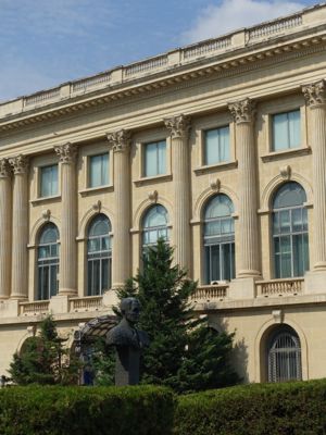 Thumbnail 81 of 133.