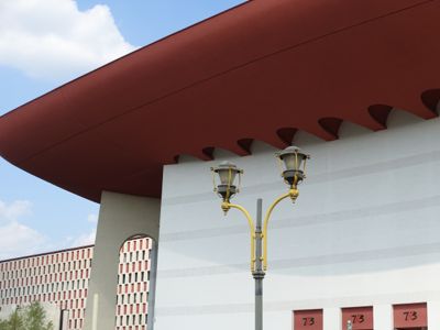 Thumbnail 94 of 133.