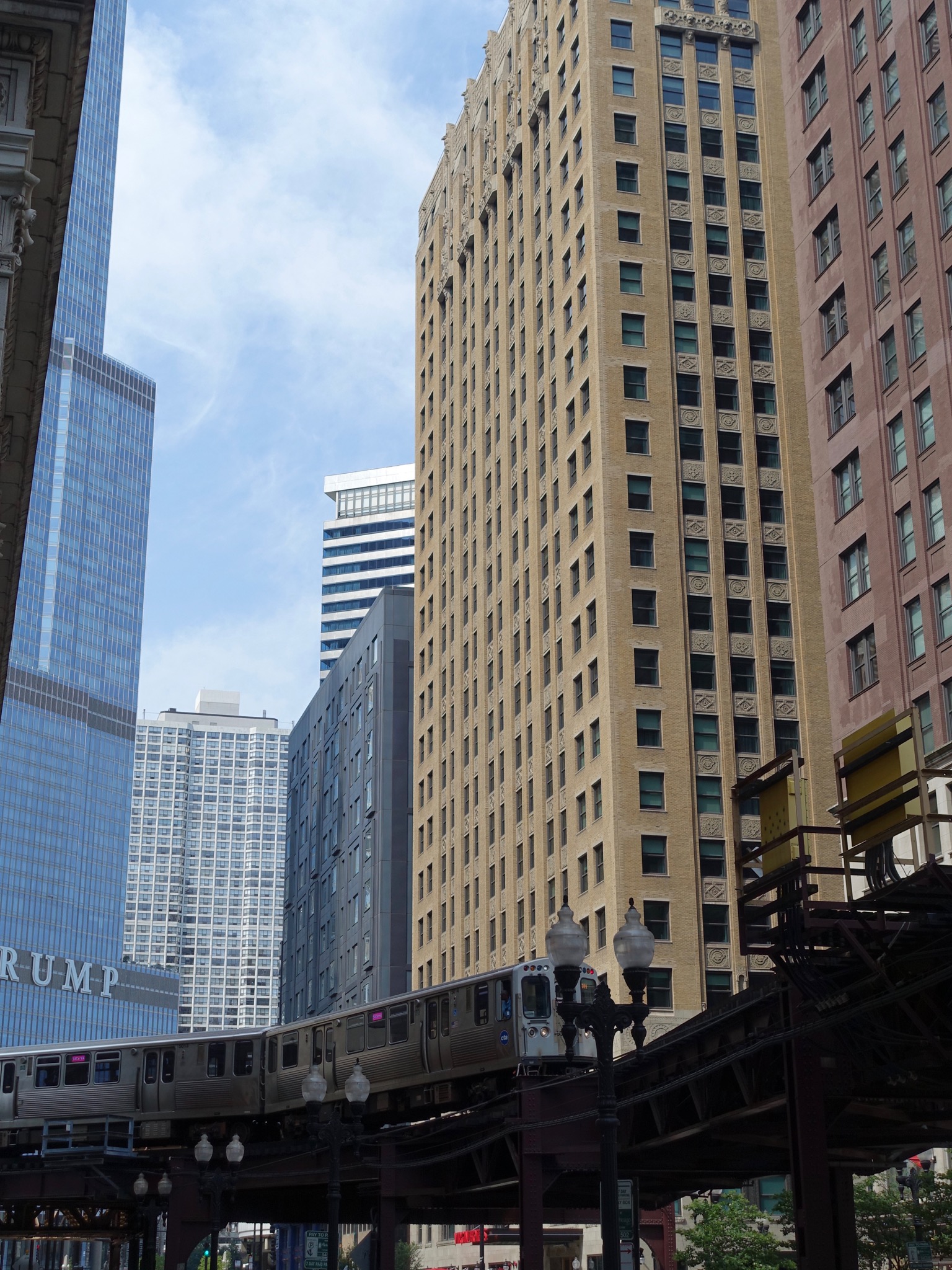 Photo 34 of 135 from the album Highlights Chicago 2015.