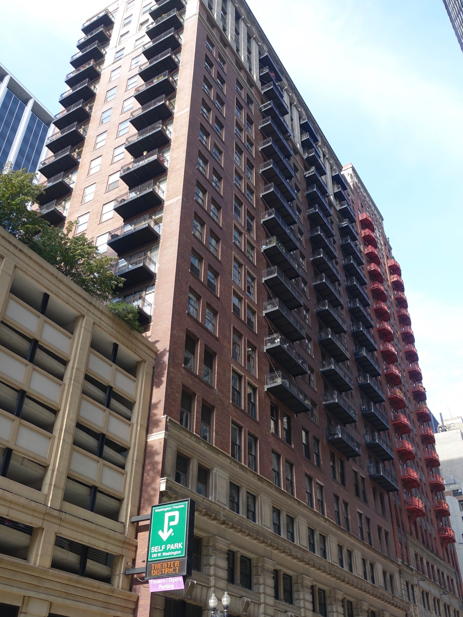 Photo 73 of 135 from the album Highlights Chicago 2015.