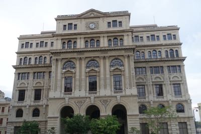 Thumbnail 112 of 221.