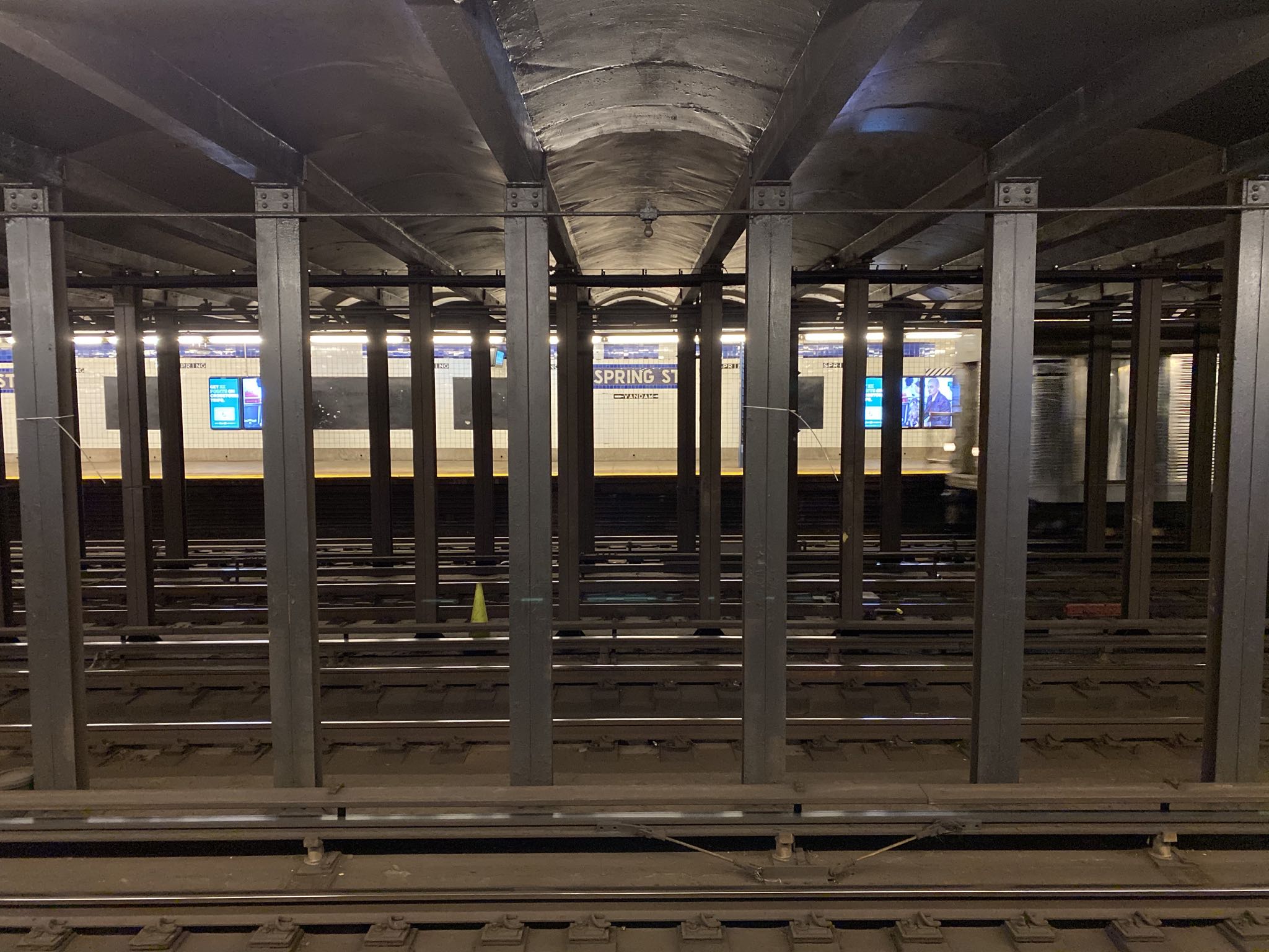 Photo 34 of 78 from the album Highlights Florida – New York 2019.