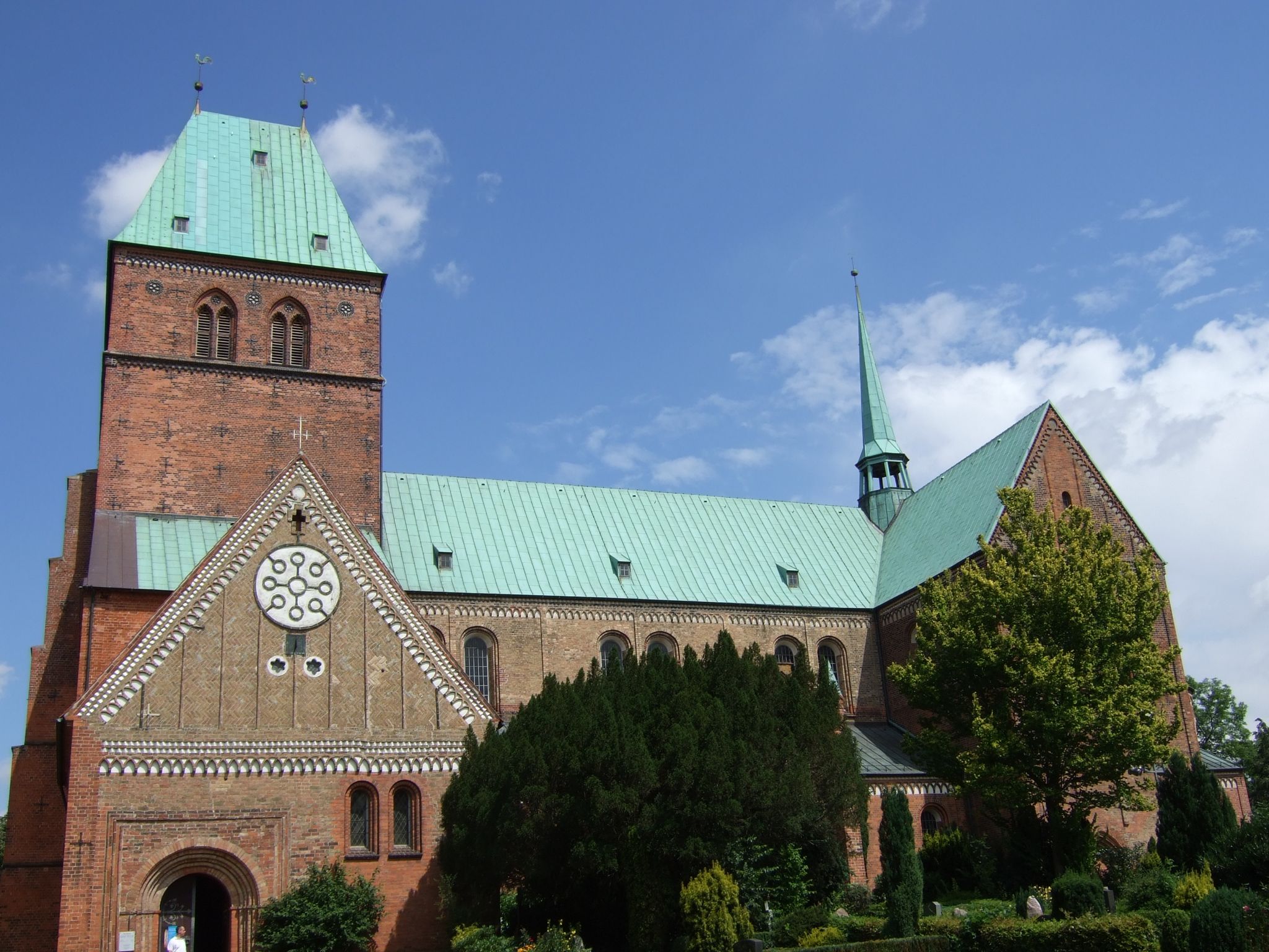 Photo 1 of 99 from the album Highlights Germany 2007.