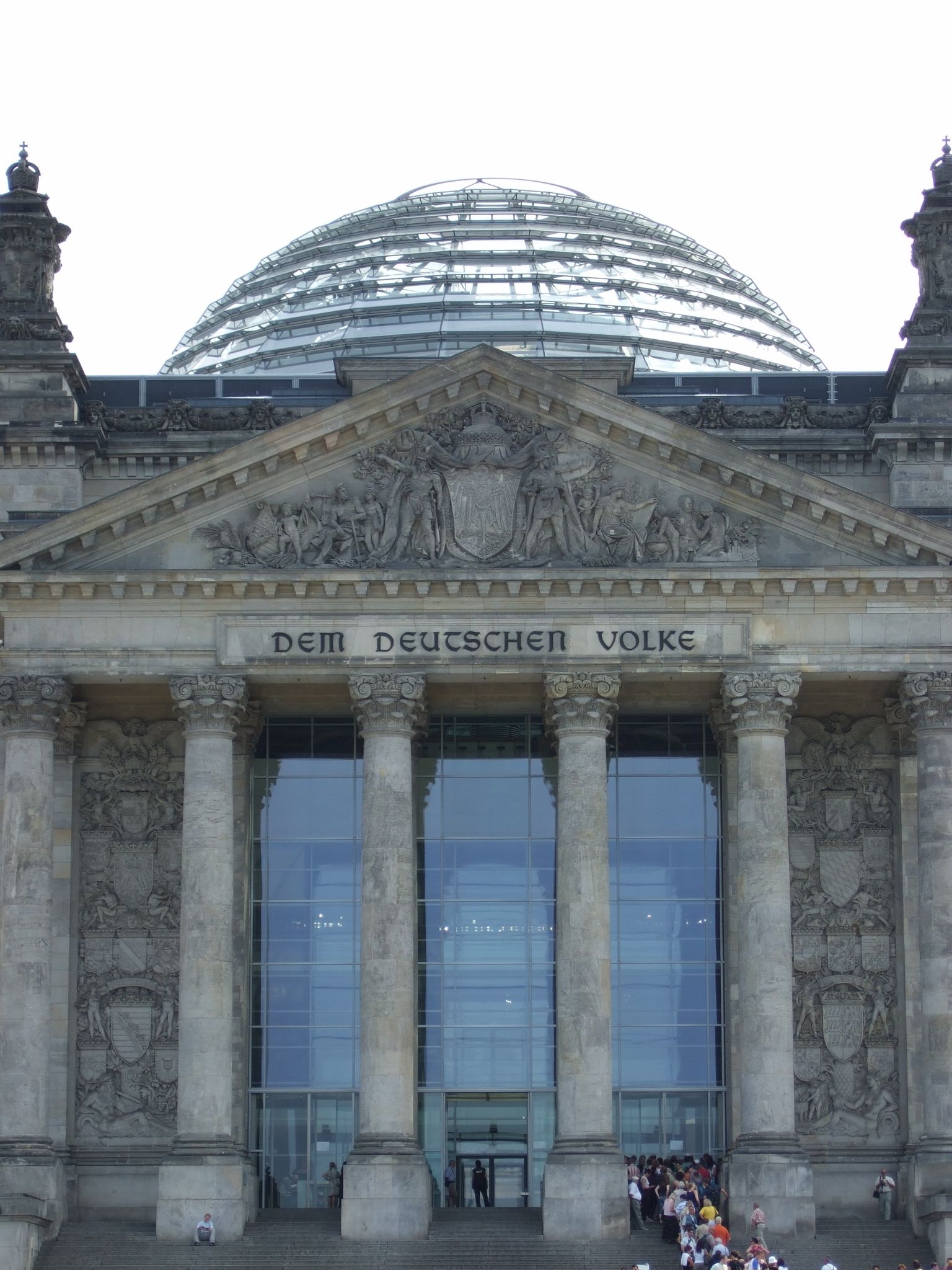 Photo 10 of 99 from the album Highlights Germany 2007.