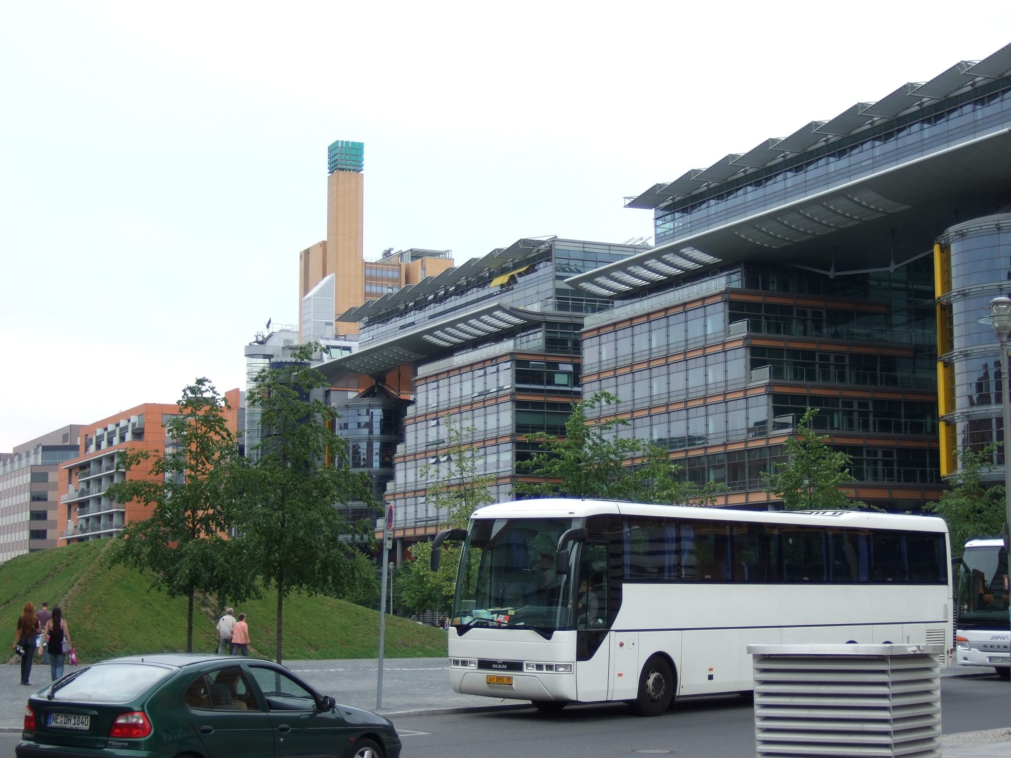 Photo 18 of 99 from the album Highlights Germany 2007.