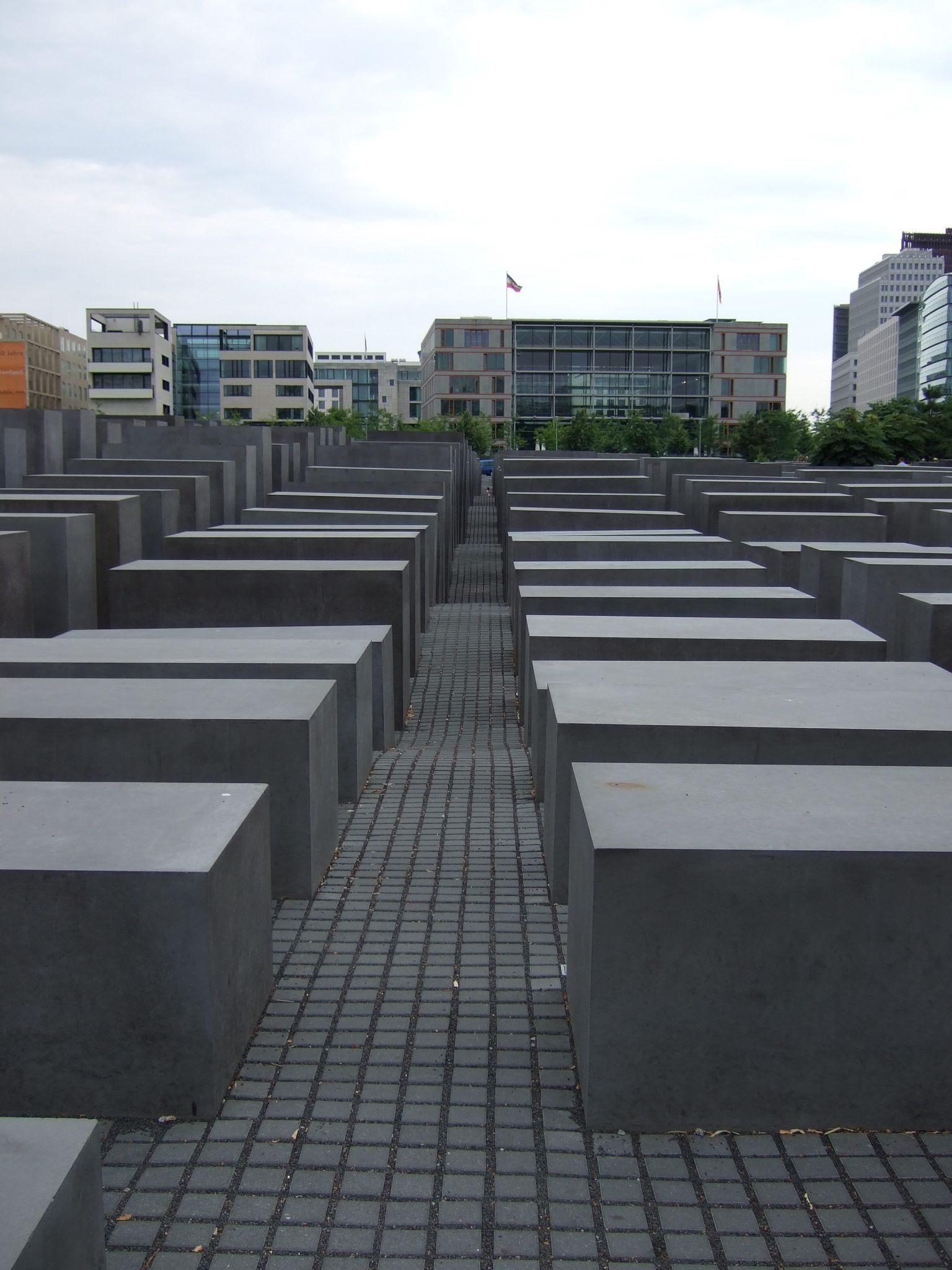 Photo 23 of 99 from the album Highlights Germany 2007.