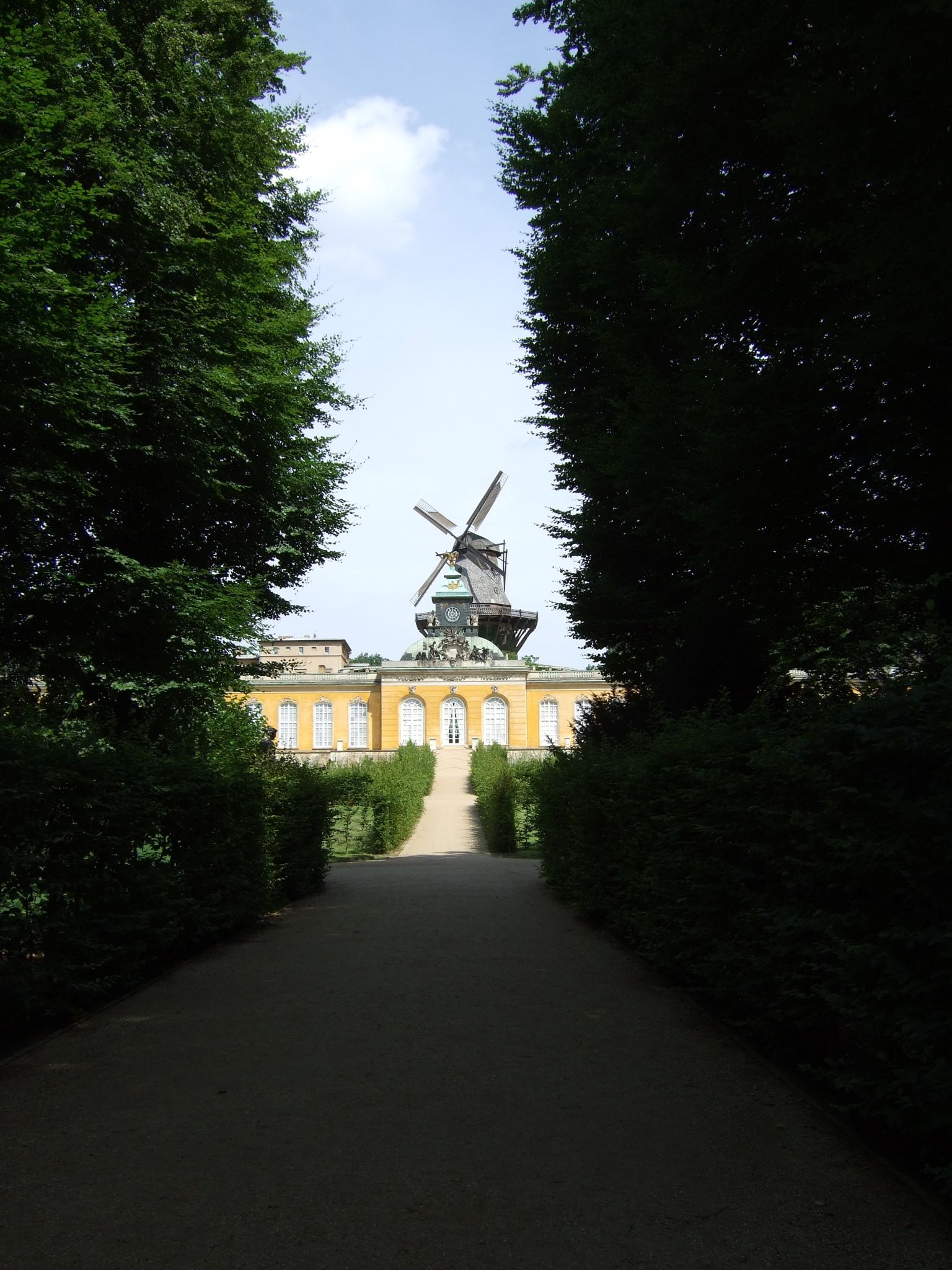 Photo 79 of 99 from the album Highlights Germany 2007.