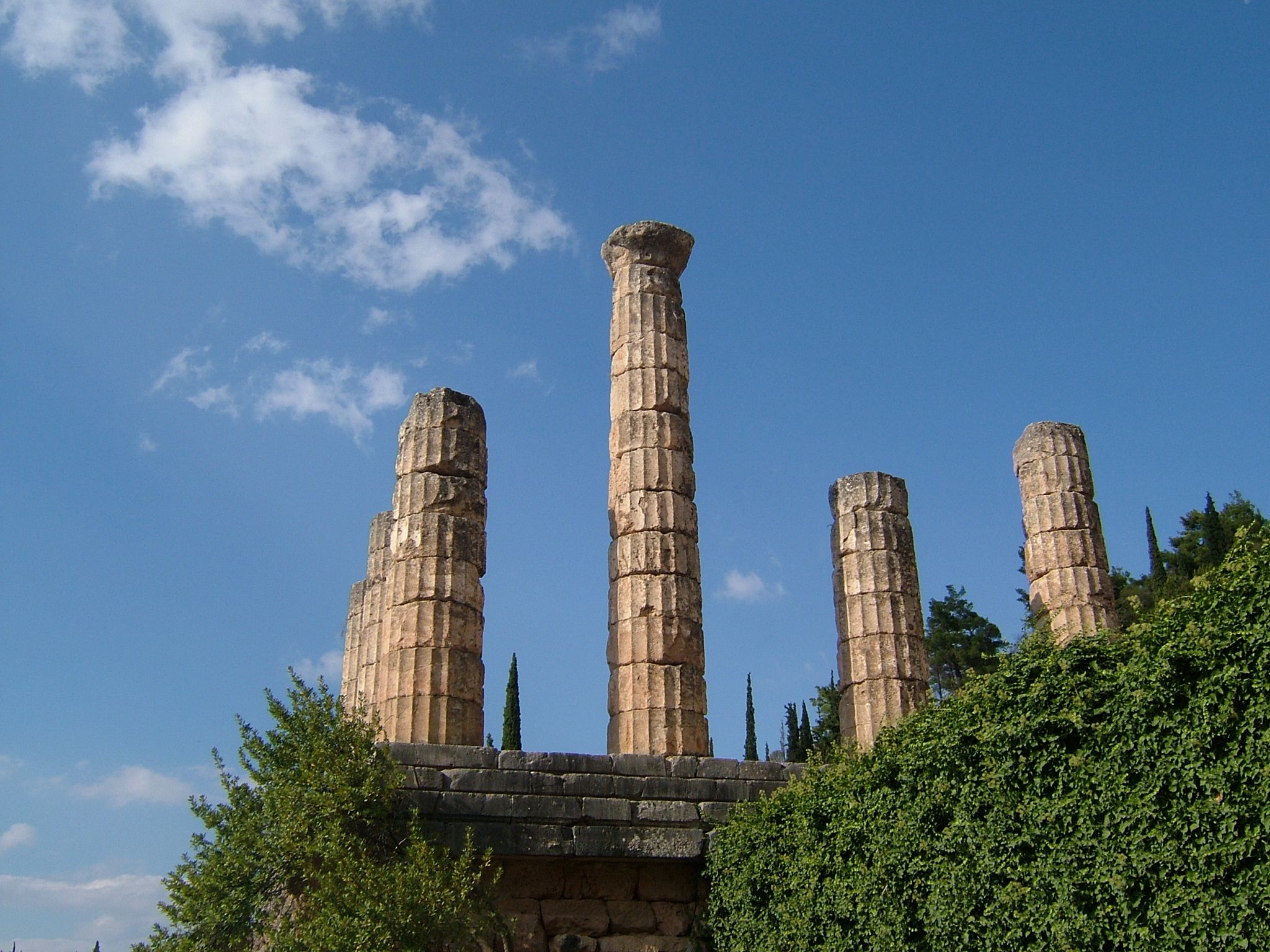 Photo 17 of 74 from the album Highlights Greece 2004.