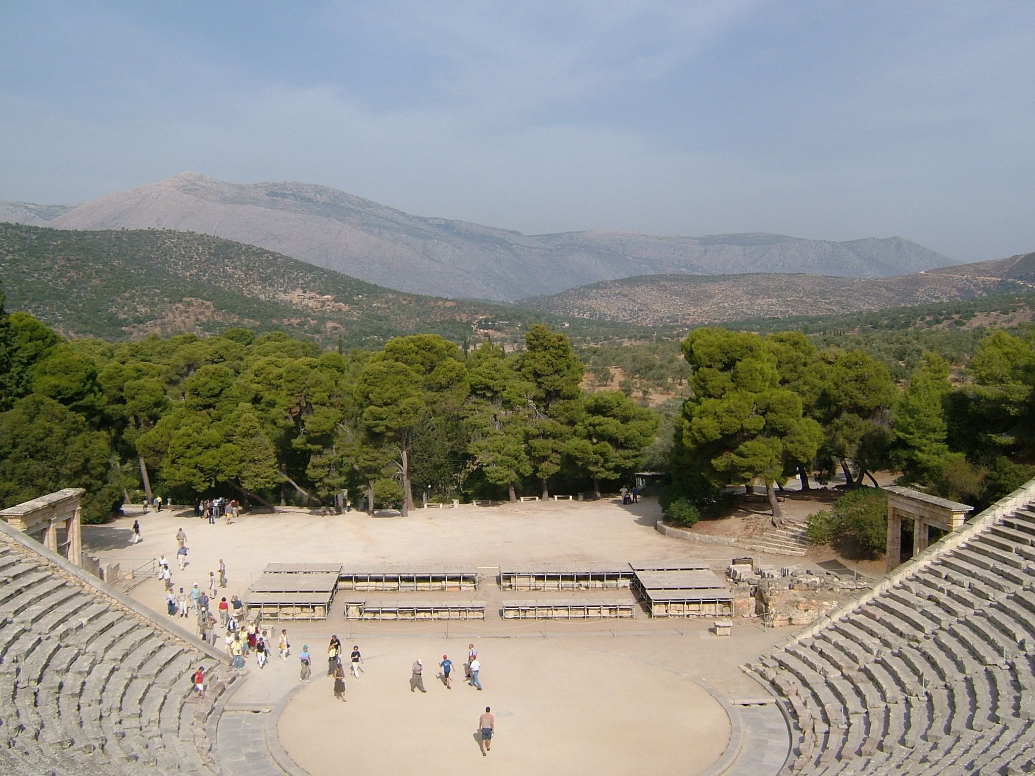 Photo 54 of 74 from the album Highlights Greece 2004.