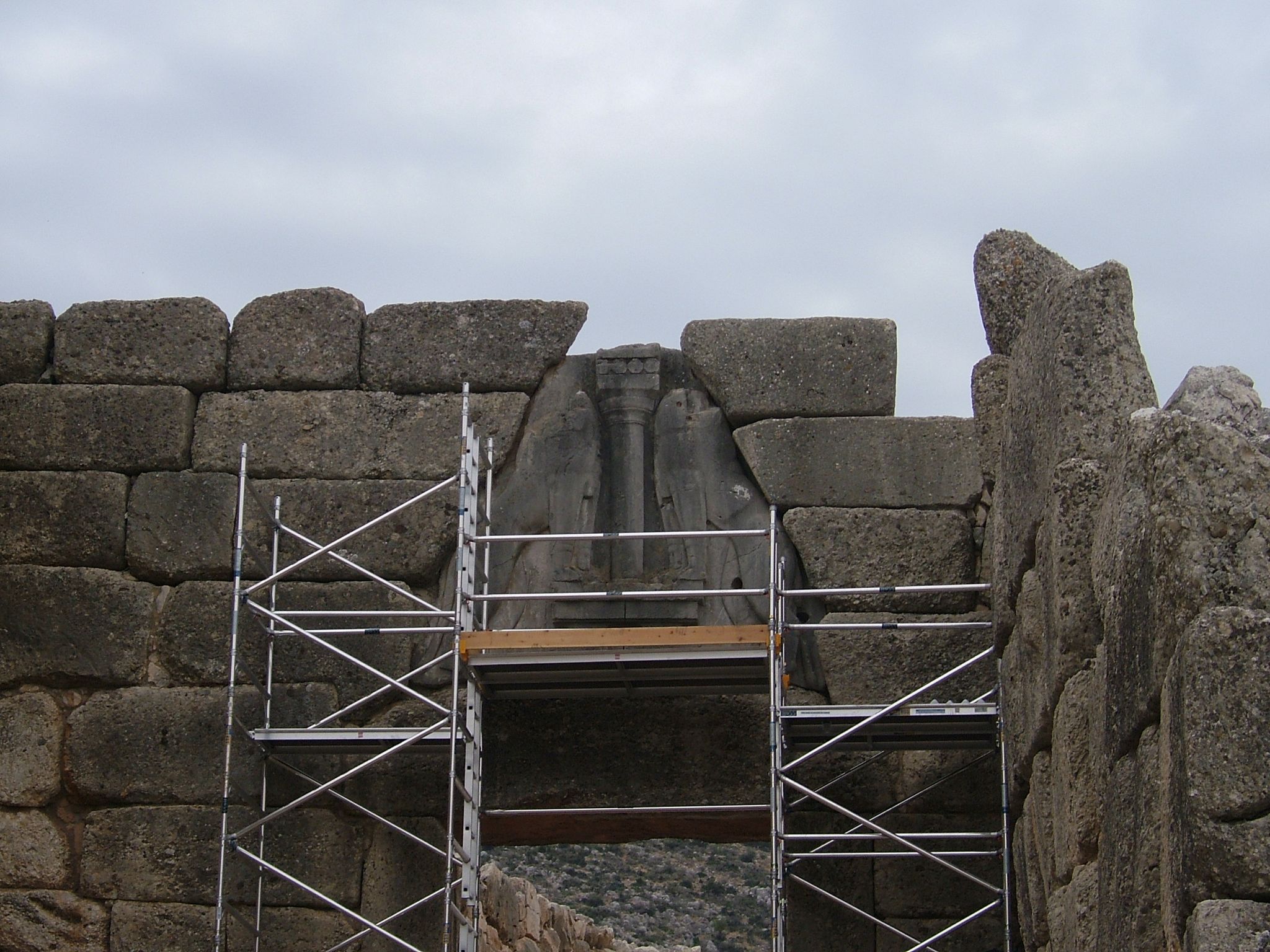 Photo 58 of 74 from the album Highlights Greece 2004.