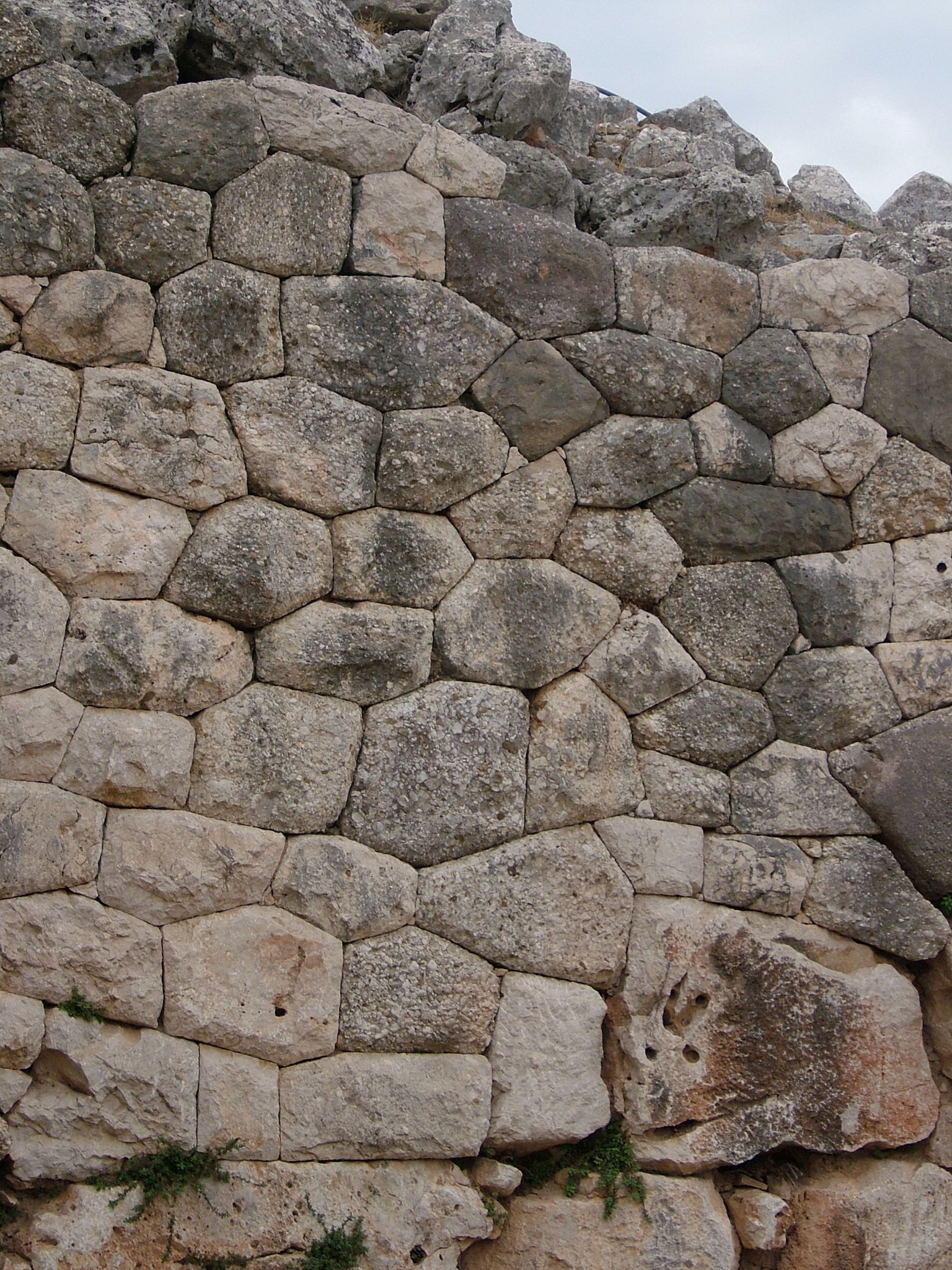 Photo 59 of 74 from the album Highlights Greece 2004.