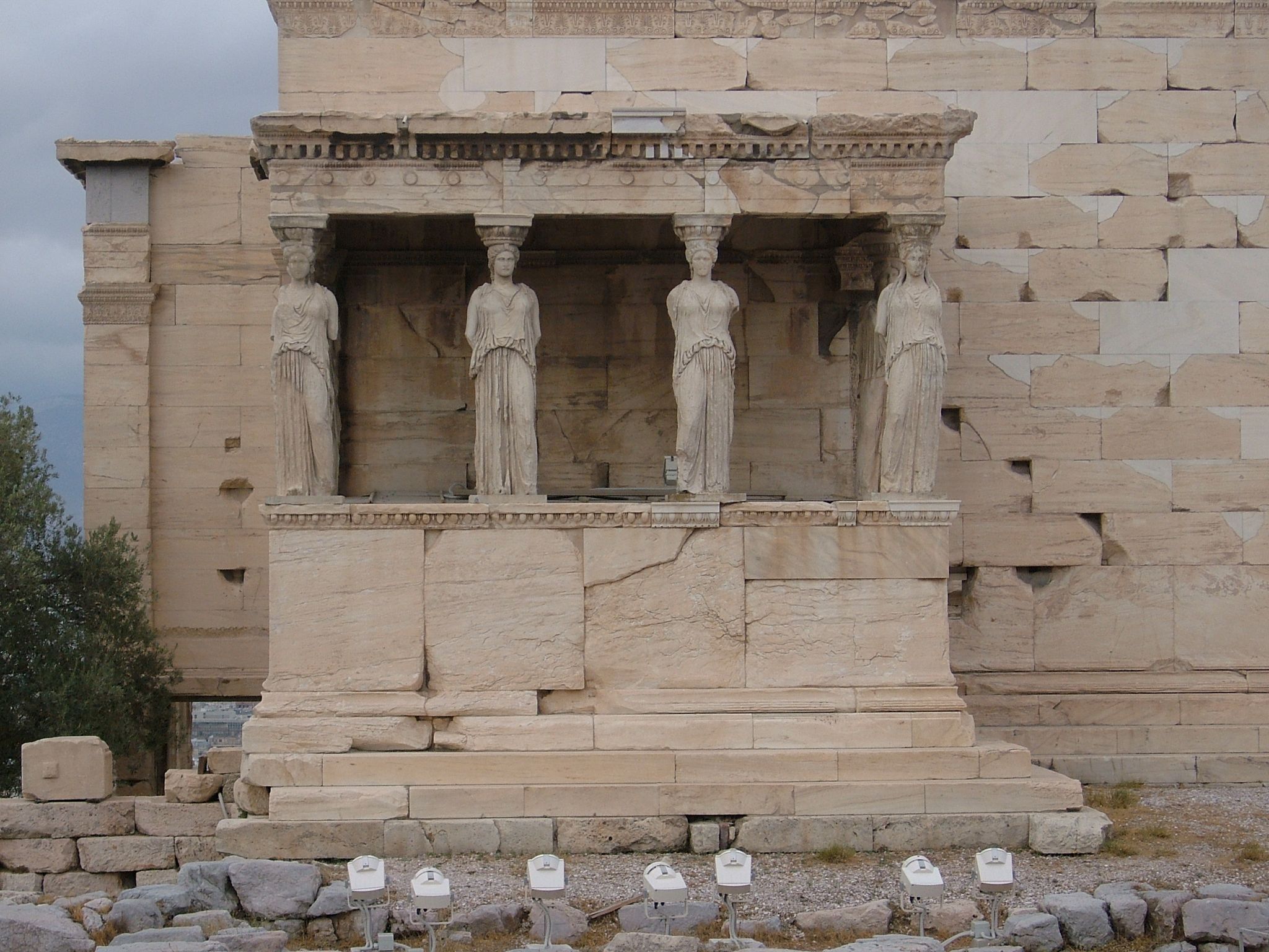 Photo 70 of 74 from the album Highlights Greece 2004.