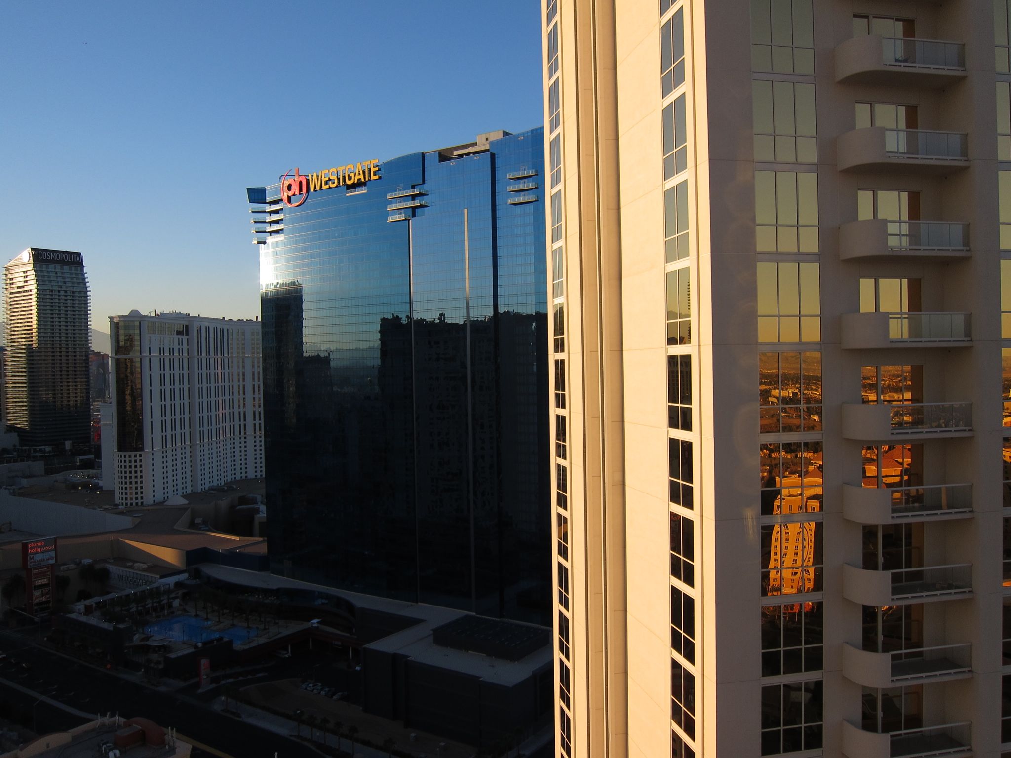 Photo 17 of 44 from the album Highlights Las Vegas 2011.