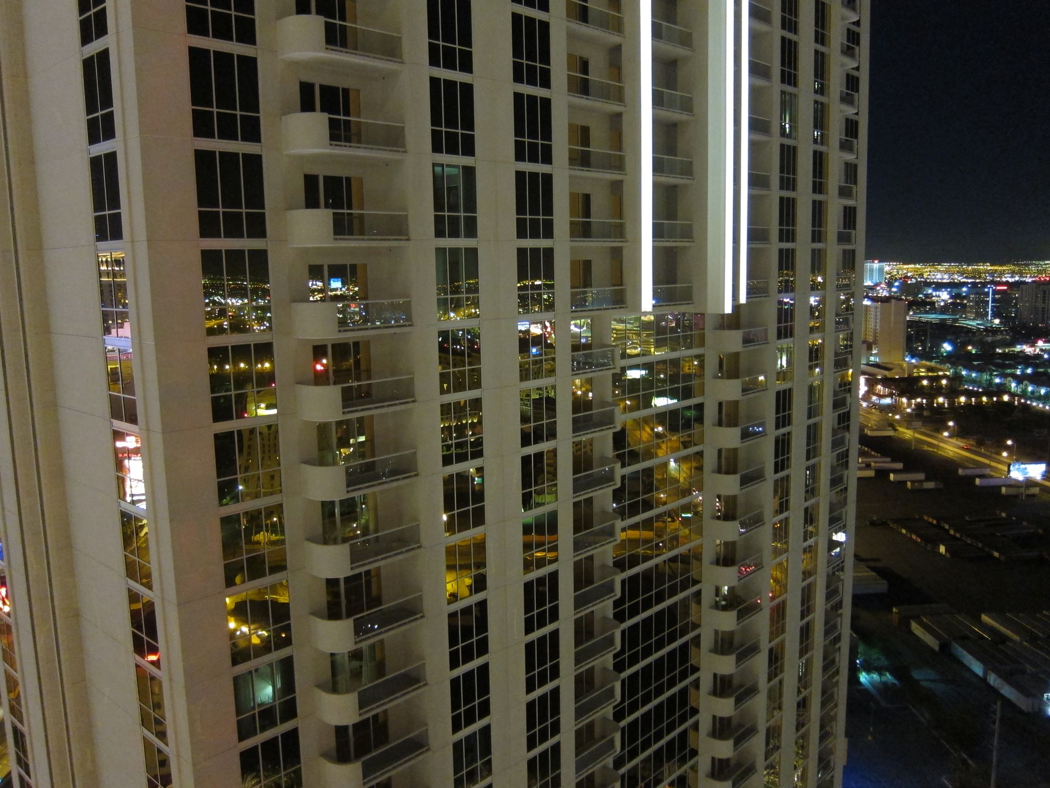 Photo 24 of 44 from the album Highlights Las Vegas 2011.