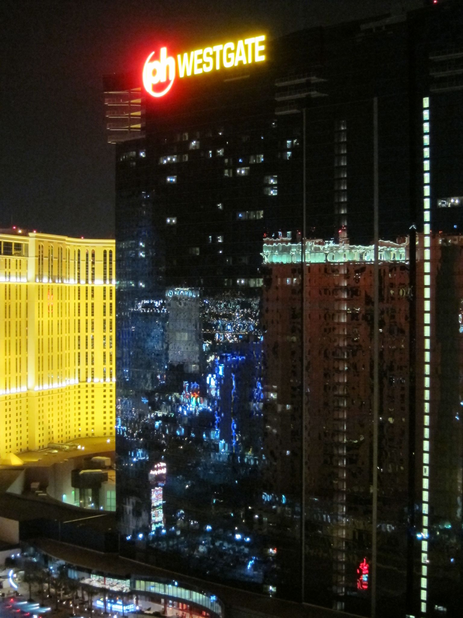 Photo 30 of 44 from the album Highlights Las Vegas 2011.