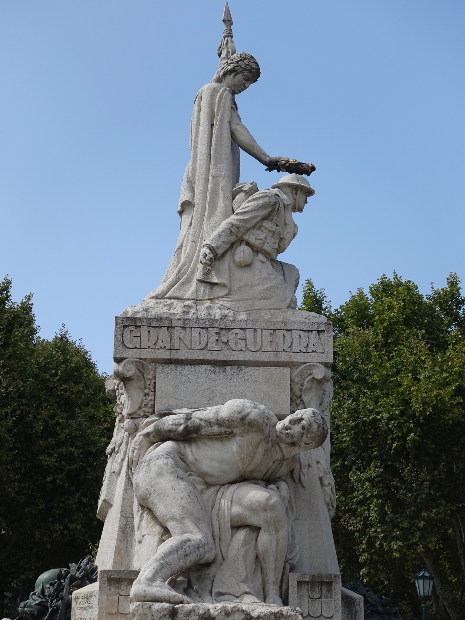 Photo 83 of 86 from the album Highlights Lisbon 2015.