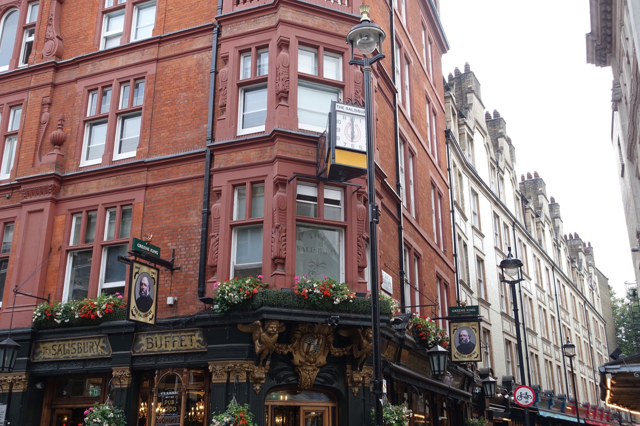 Photo 40 of 112 from the album Highlights London 2018.