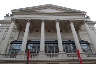 Thumbnail 37 of 112.