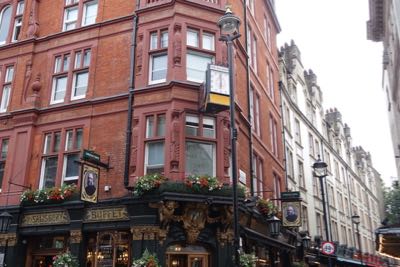 Thumbnail 40 of 112.