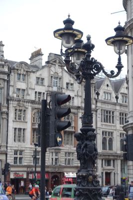 Thumbnail 47 of 112.