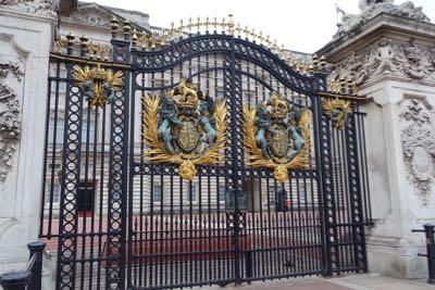 Thumbnail 57 of 112.