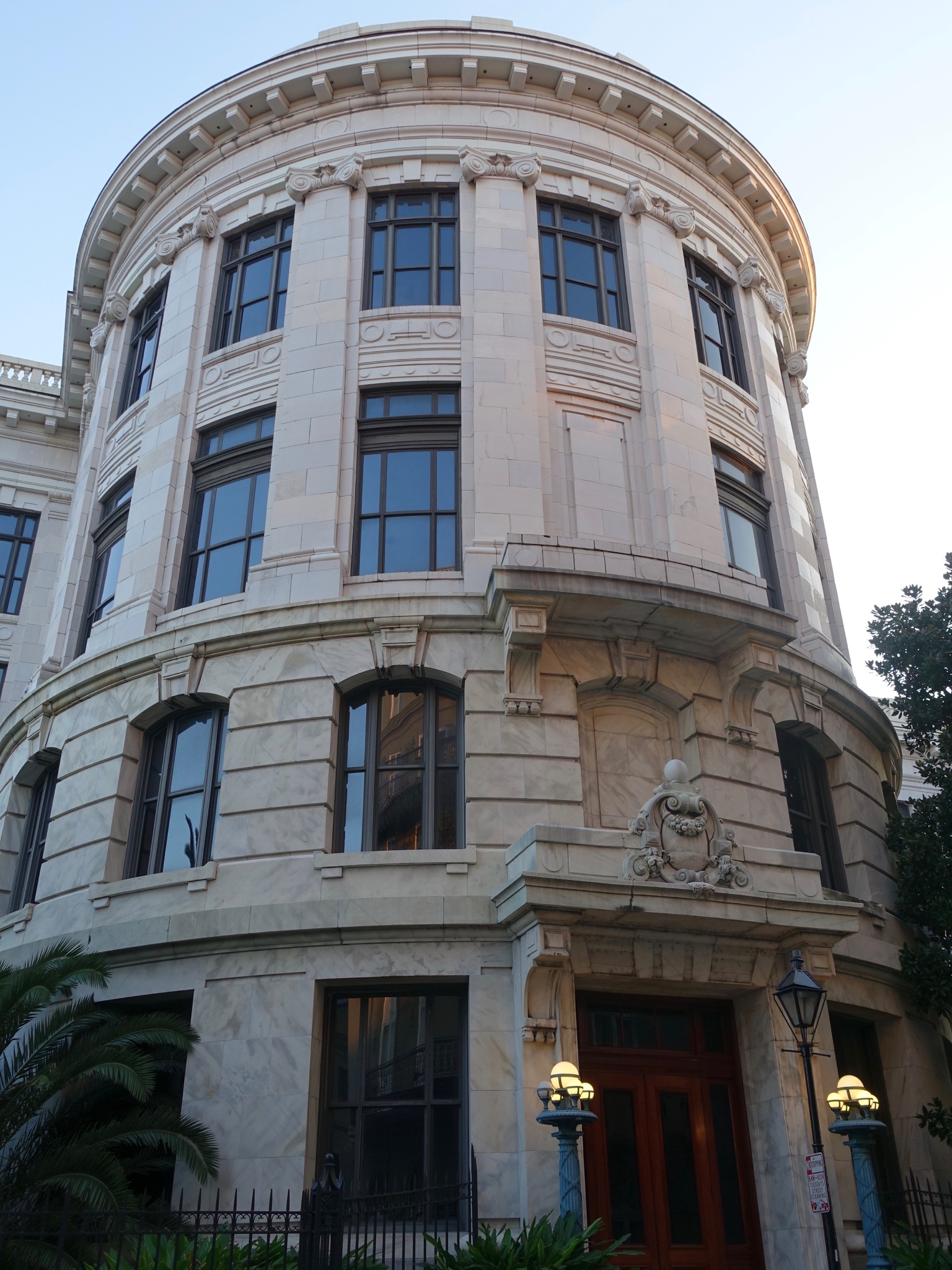 Photo 47 of 56 from the album Highlights New Orleans 2015.