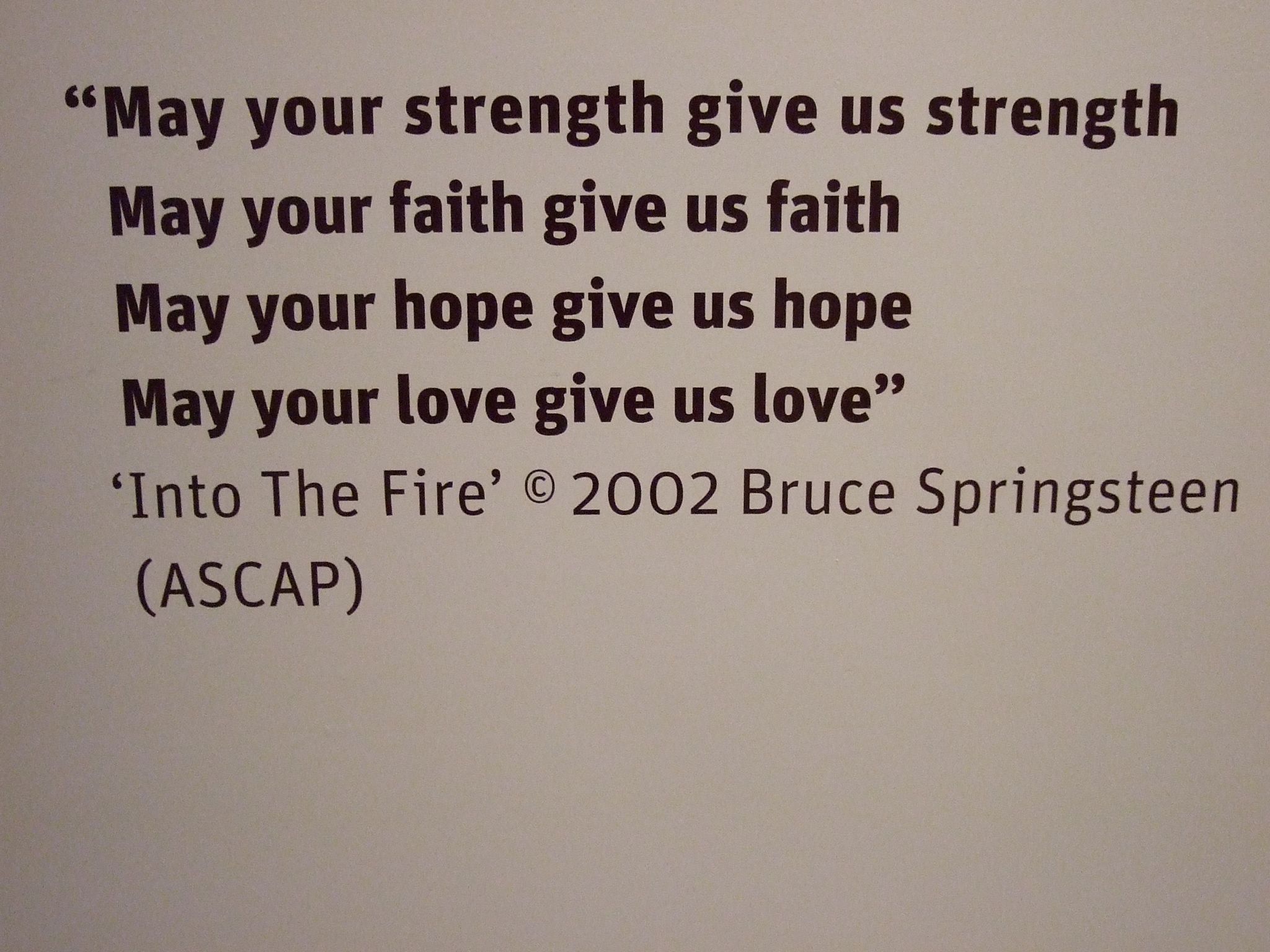Photo 33 of 116 from the album Highlights New York 2006–2007.