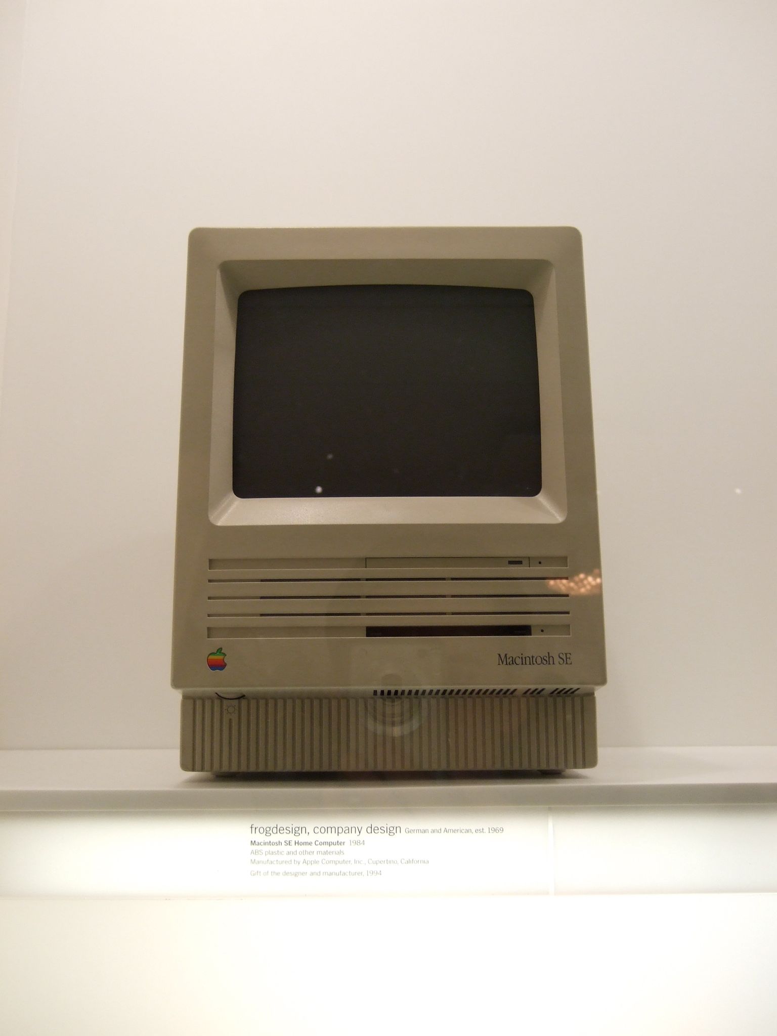 Photo 37 of 116 from the album Highlights New York 2006–2007.