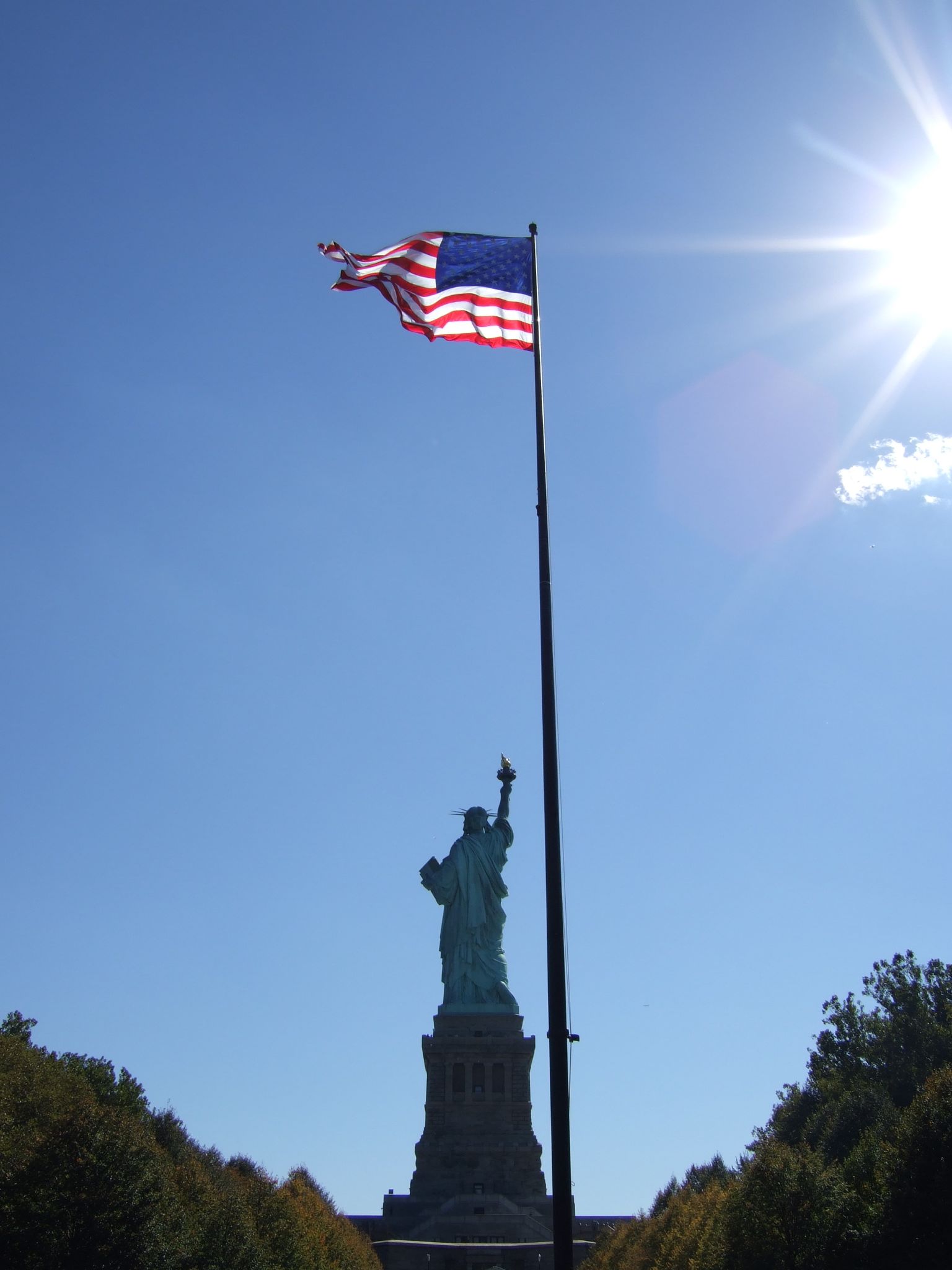 Photo 54 of 116 from the album Highlights New York 2006–2007.