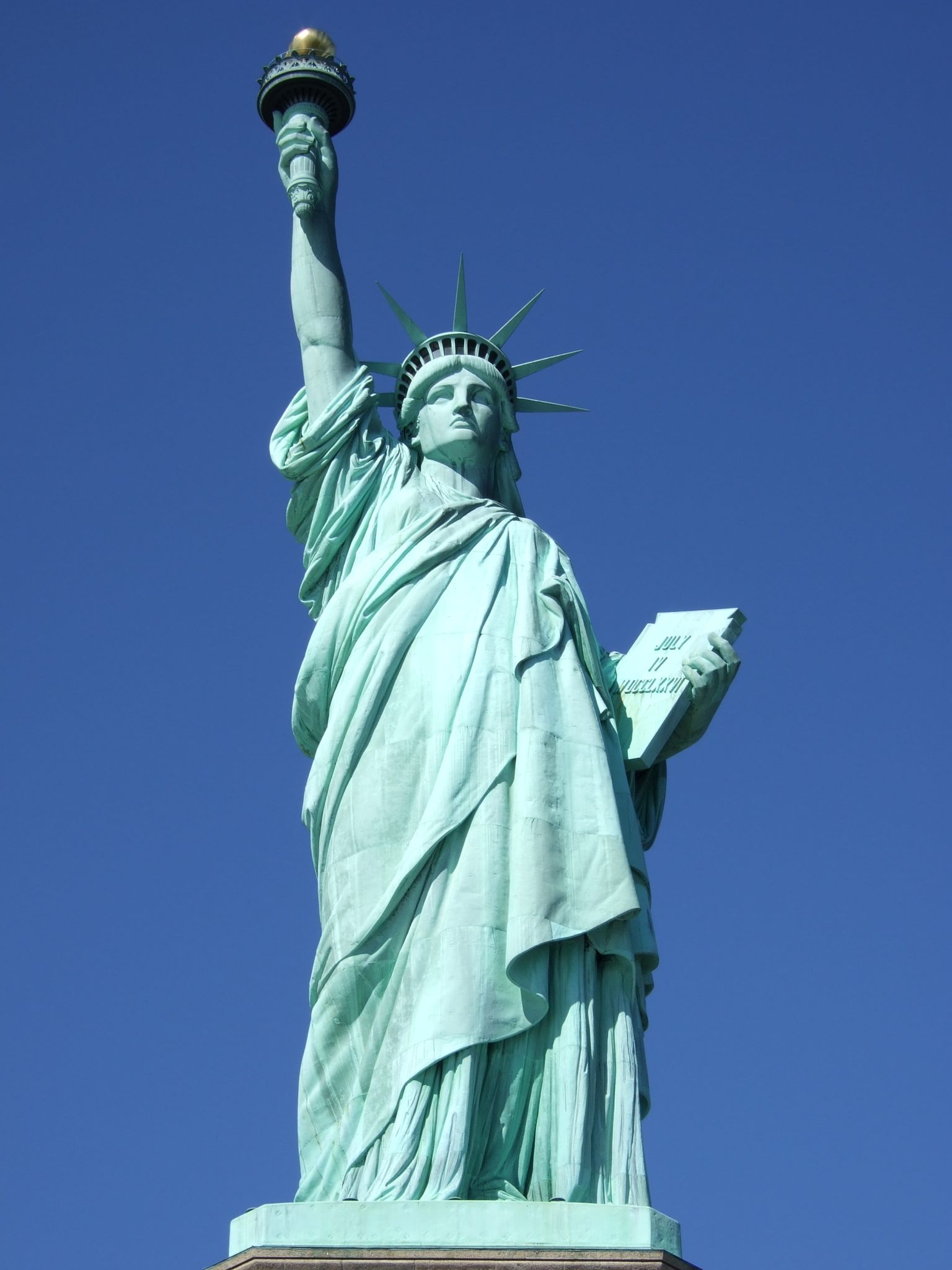 Photo 59 of 116 from the album Highlights New York 2006–2007.