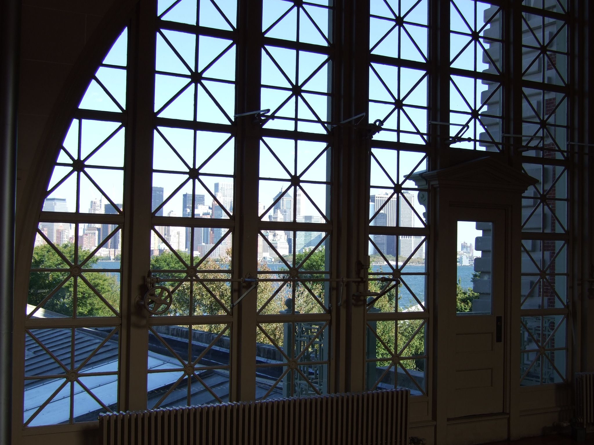 Photo 65 of 116 from the album Highlights New York 2006–2007.