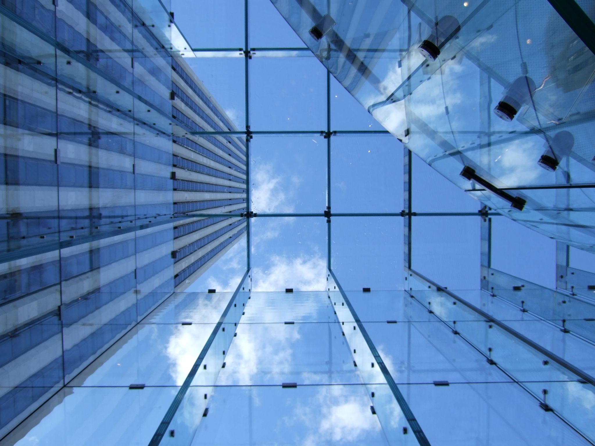 Photo 9 of 116 from the album Highlights New York 2006–2007.