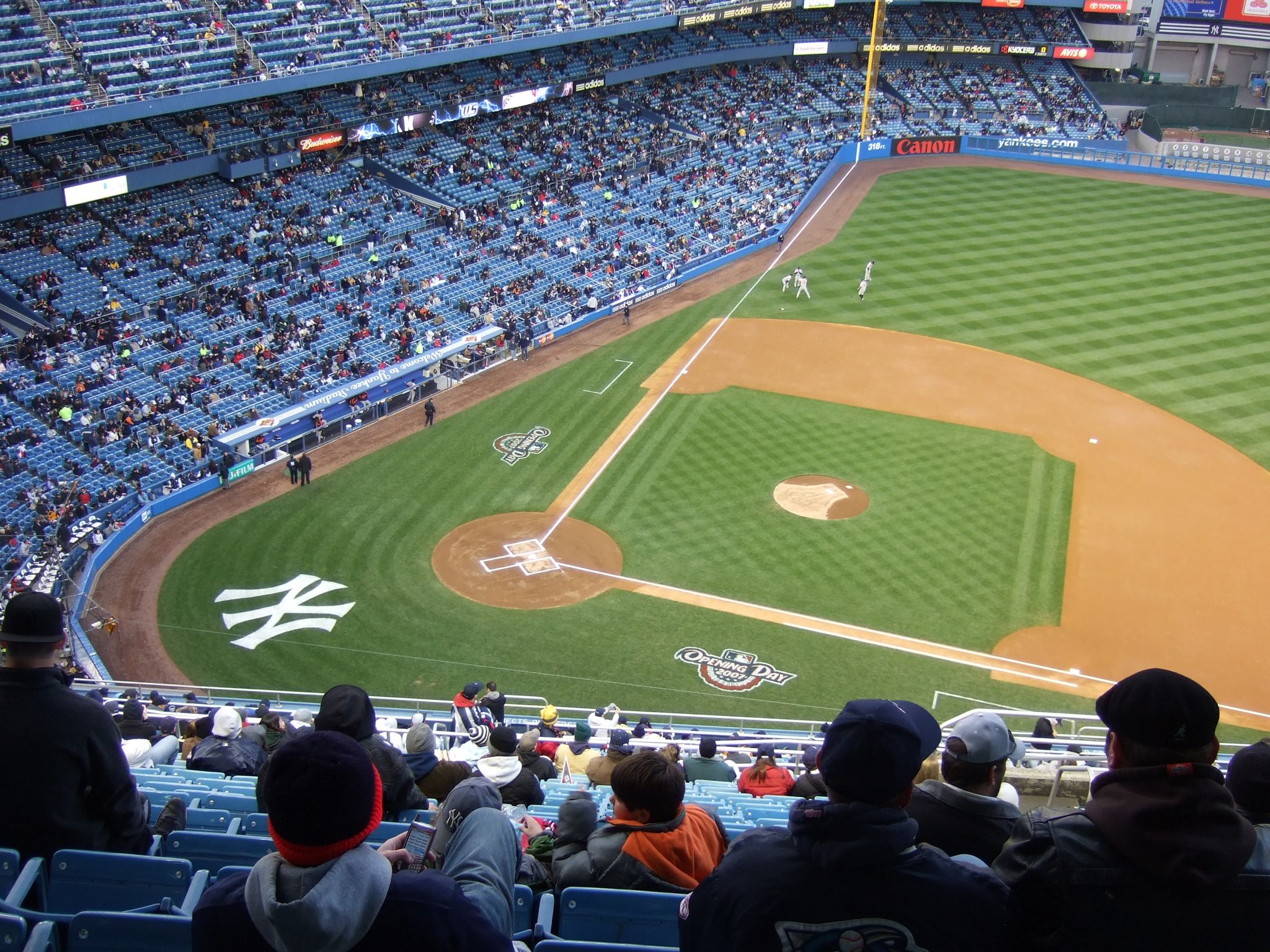 Photo 94 of 116 from the album Highlights New York 2006–2007.