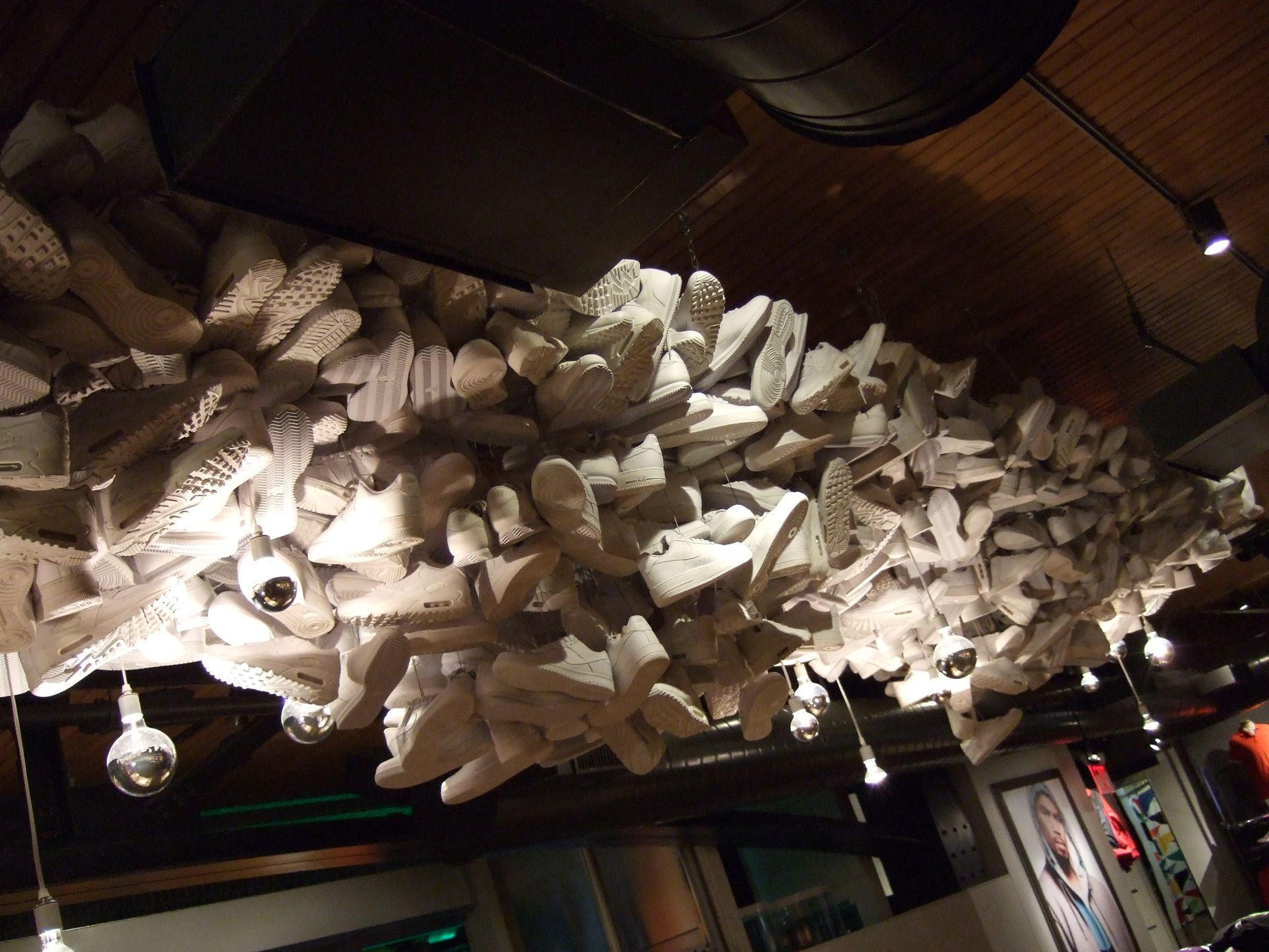 Photo 31 of 72 from the album Highlights New York 2010.