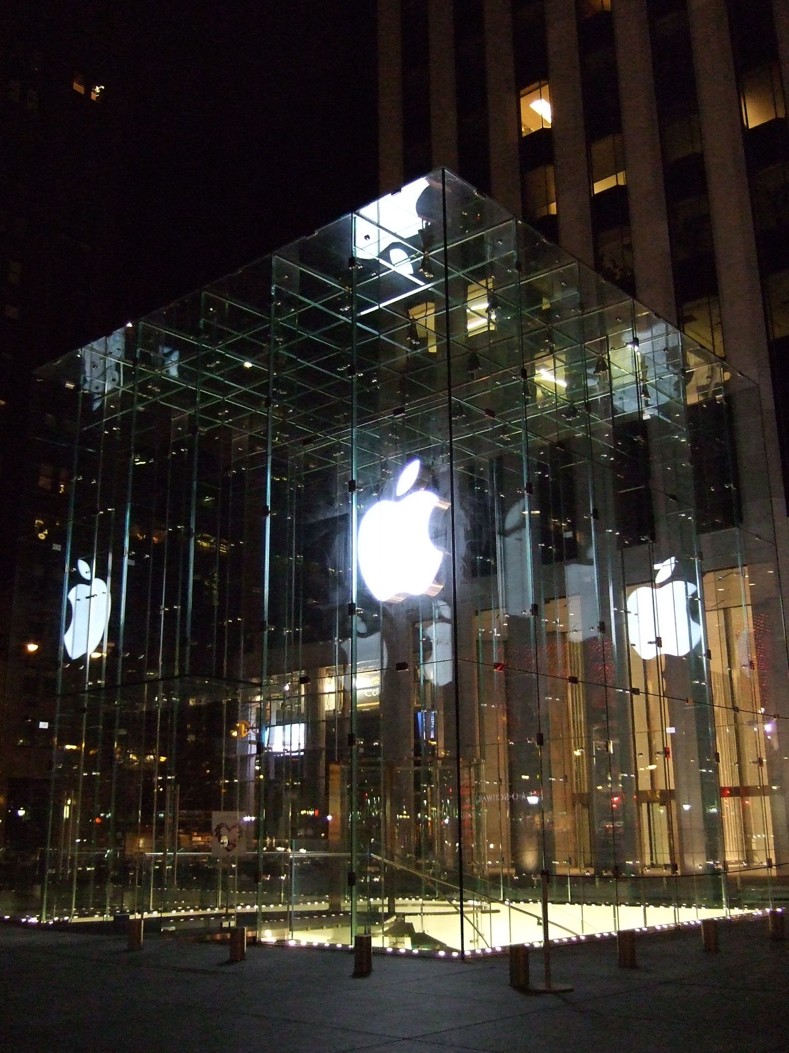 Photo 71 of 72 from the album Highlights New York 2010.