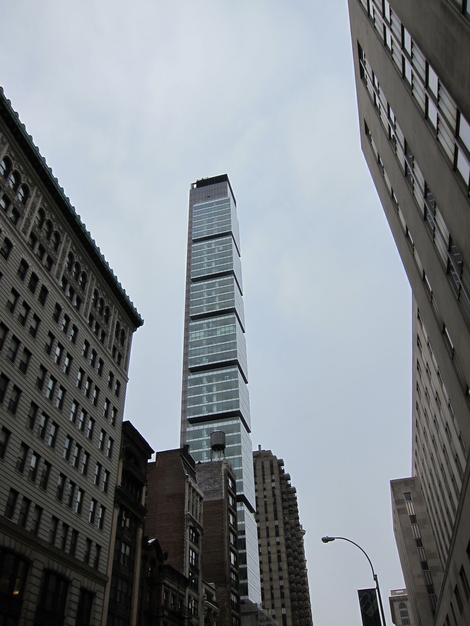 Photo 11 of 53 from the album Highlights New York 2011.