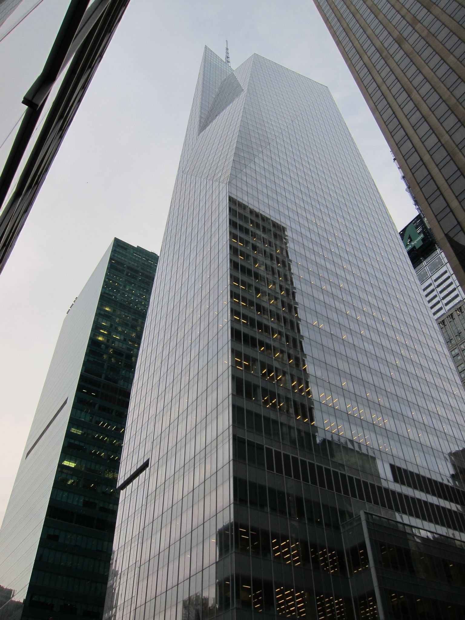 Photo 40 of 53 from the album Highlights New York 2011.