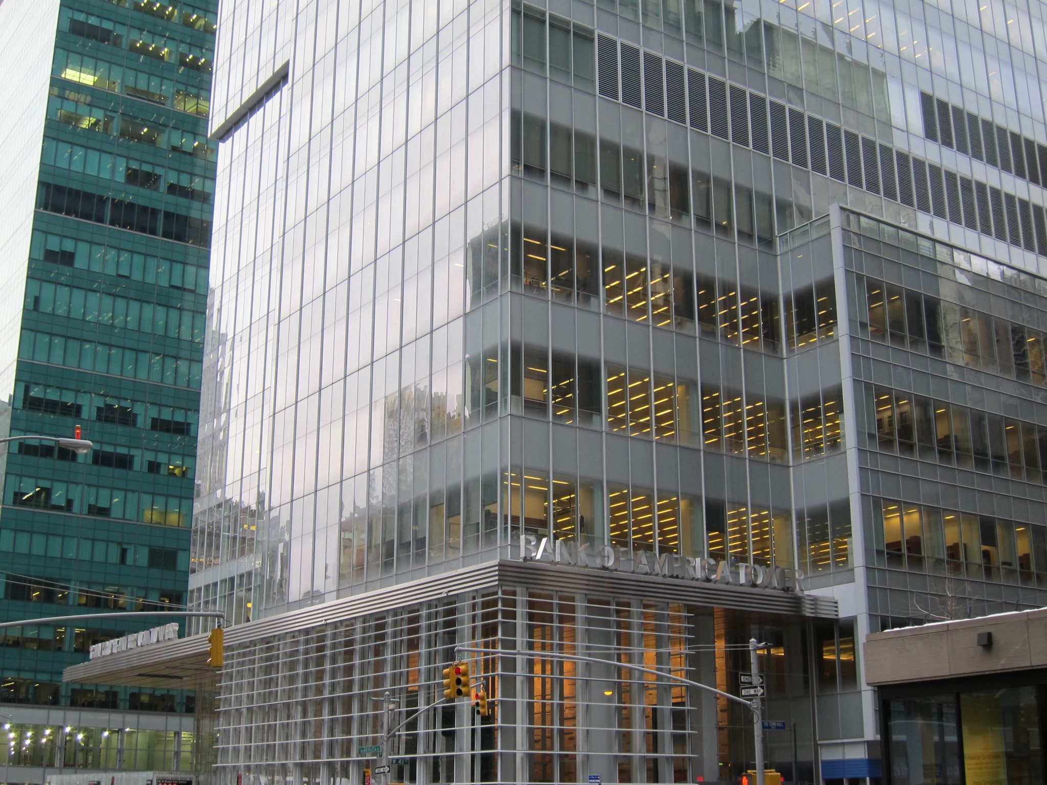 Photo 41 of 53 from the album Highlights New York 2011.