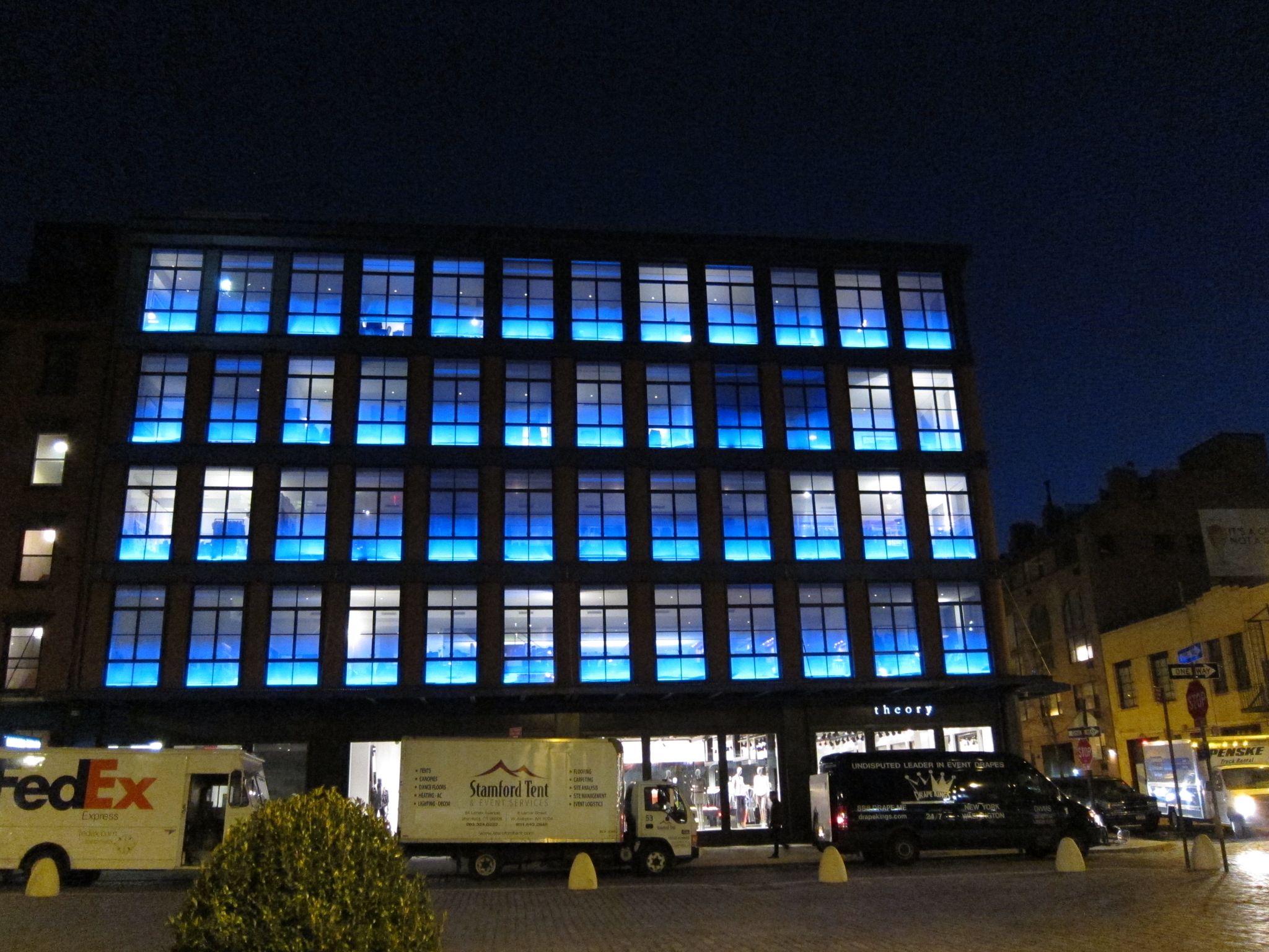 Photo 30 of 87 from the album Highlights New York 2012.