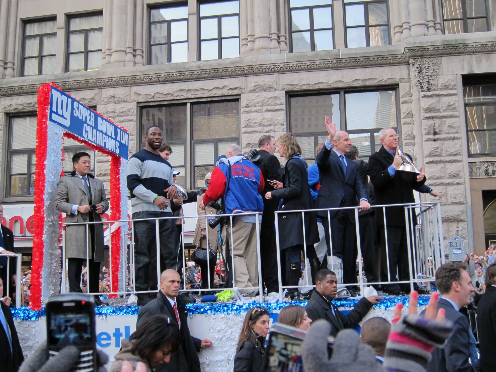 Photo 56 of 87 from the album Highlights New York 2012.