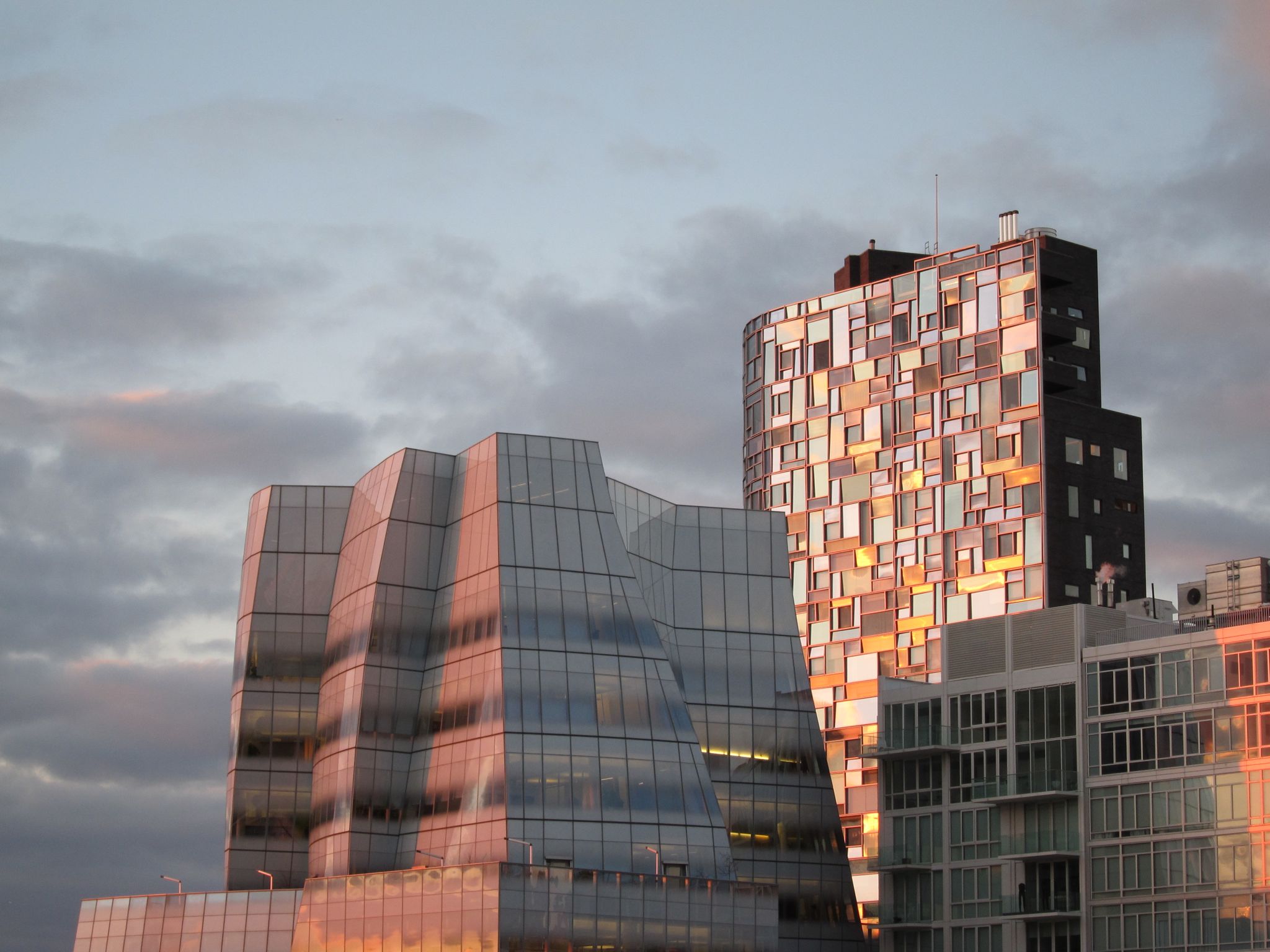 Photo 67 of 87 from the album Highlights New York 2012.