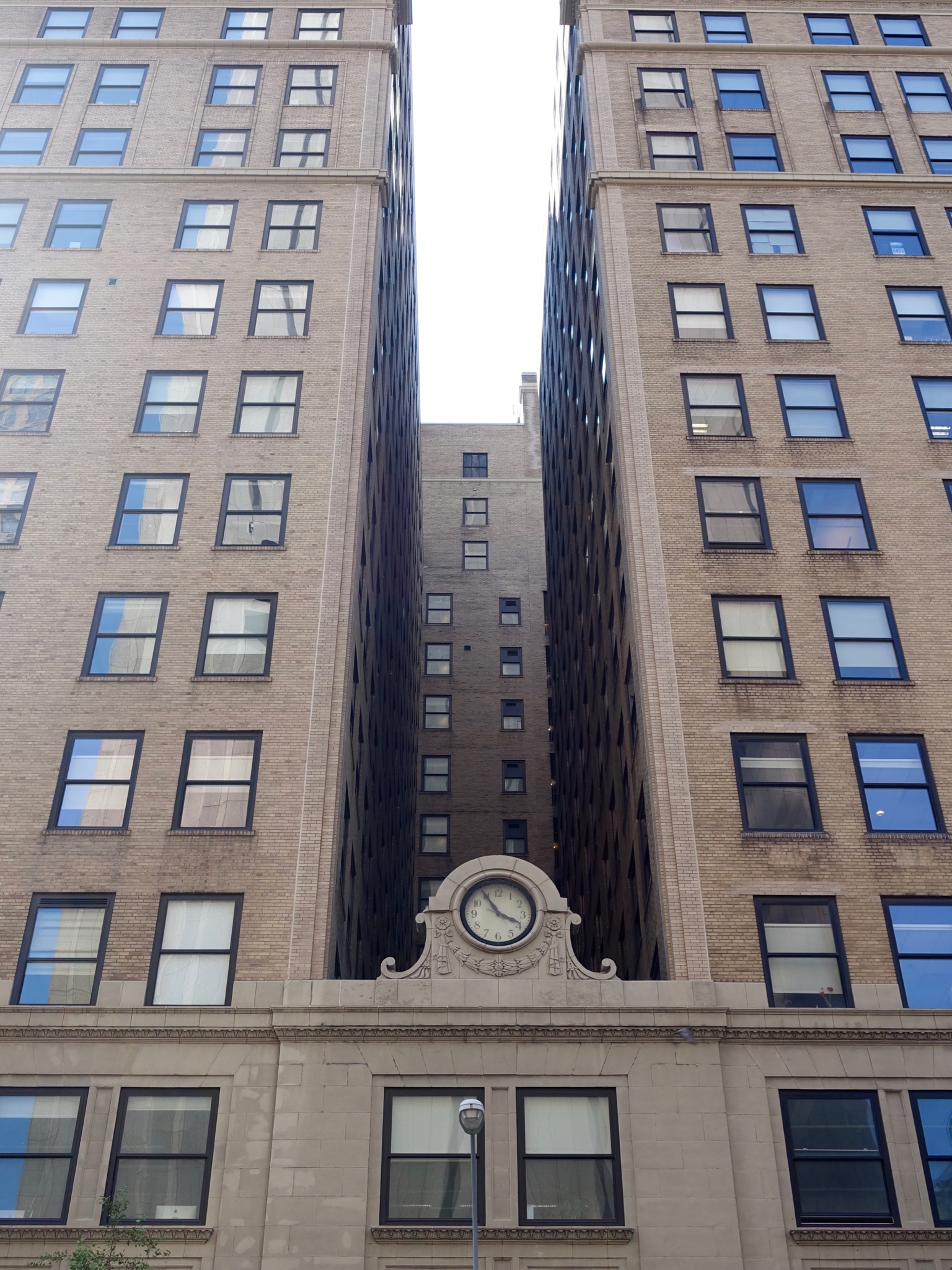 Photo 7 of 73 from the album Highlights New York 2015.