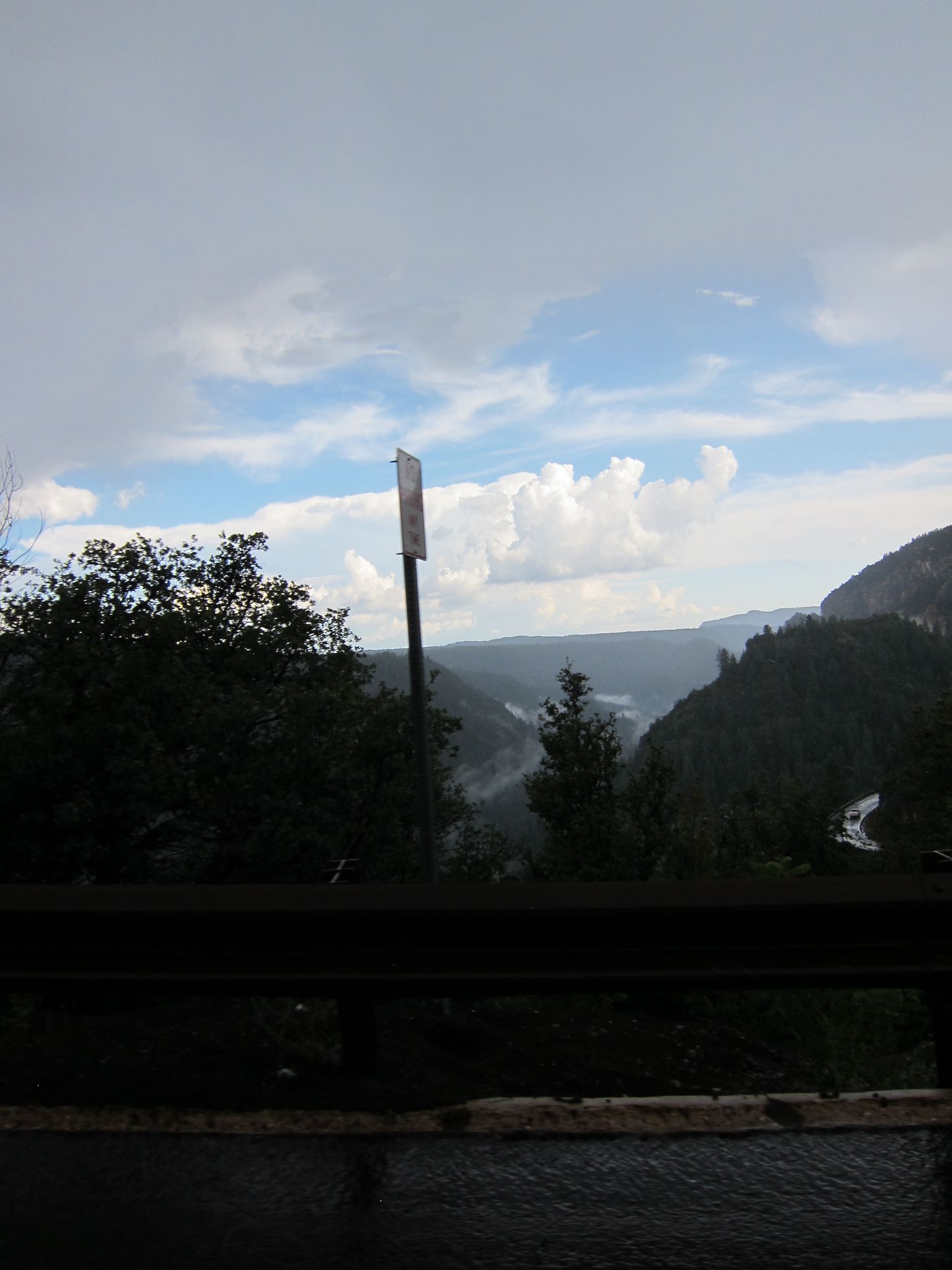 Photo 37 of 215 from the album Highlights Road Trip USA 2012.