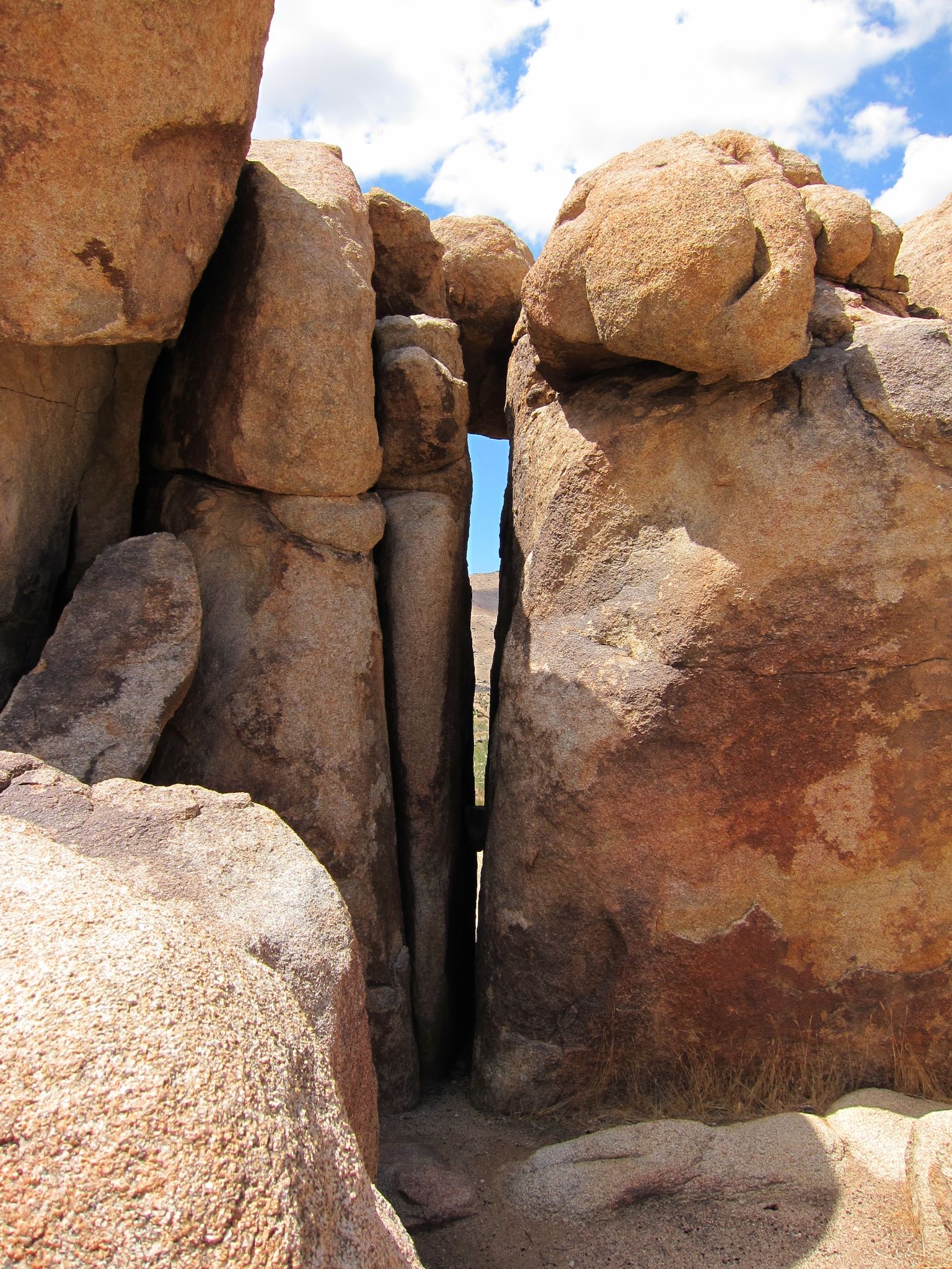 Photo 5 of 215 from the album Highlights Road Trip USA 2012.