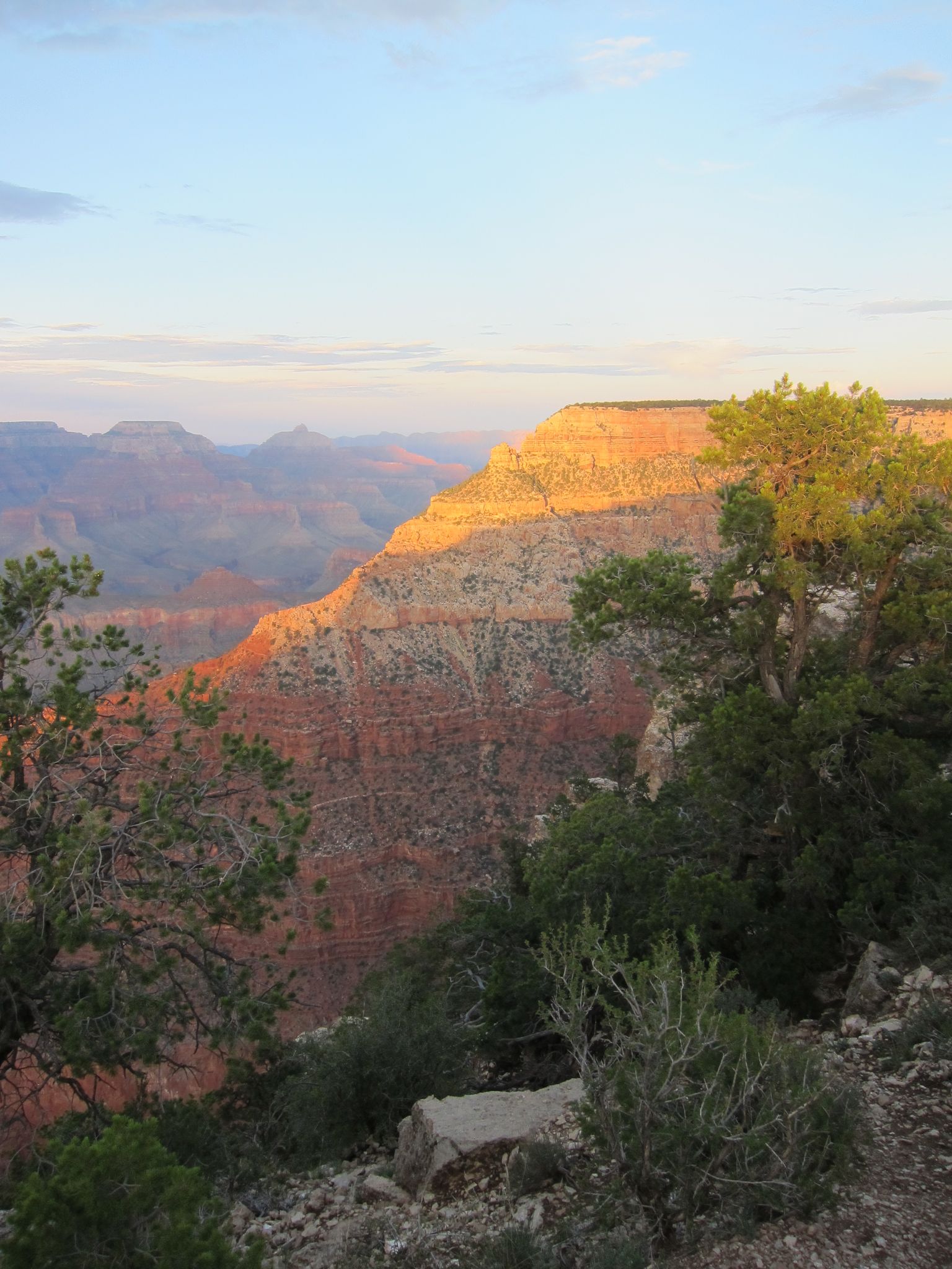 Photo 50 of 215 from the album Highlights Road Trip USA 2012.